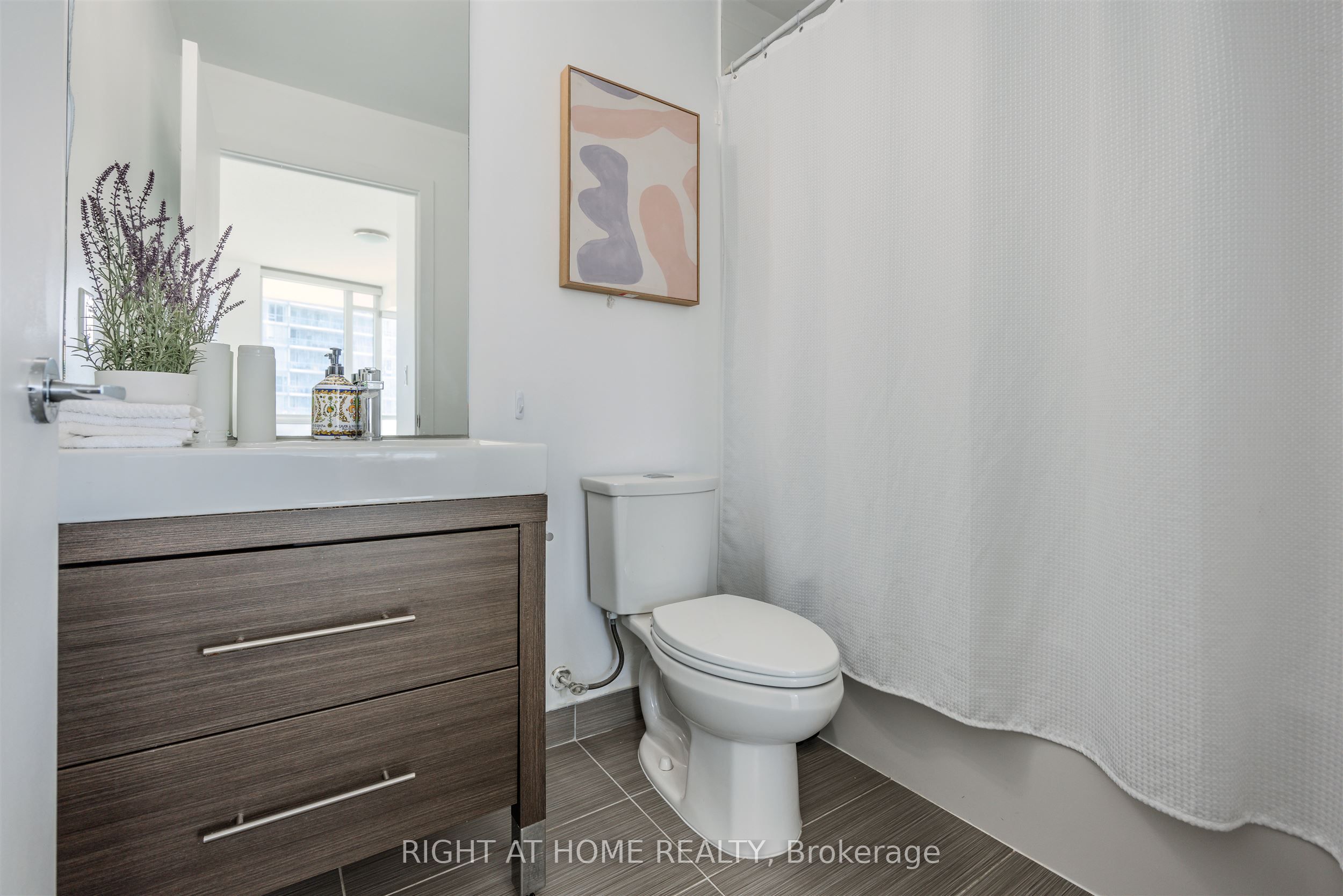 70 Forest Manor Road 206 Property Photo 23