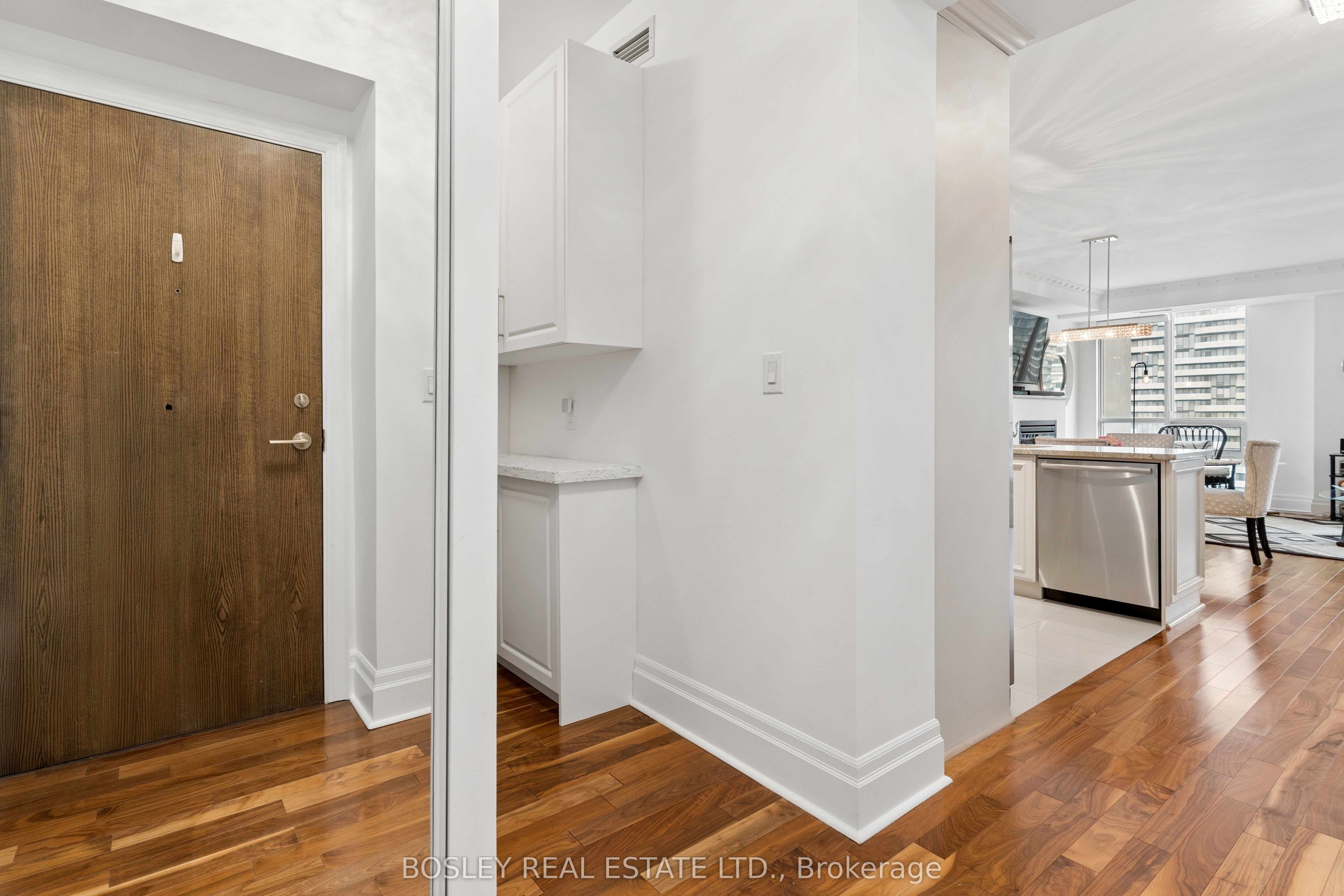 16 Harbour Street 4501 Property Photo 6