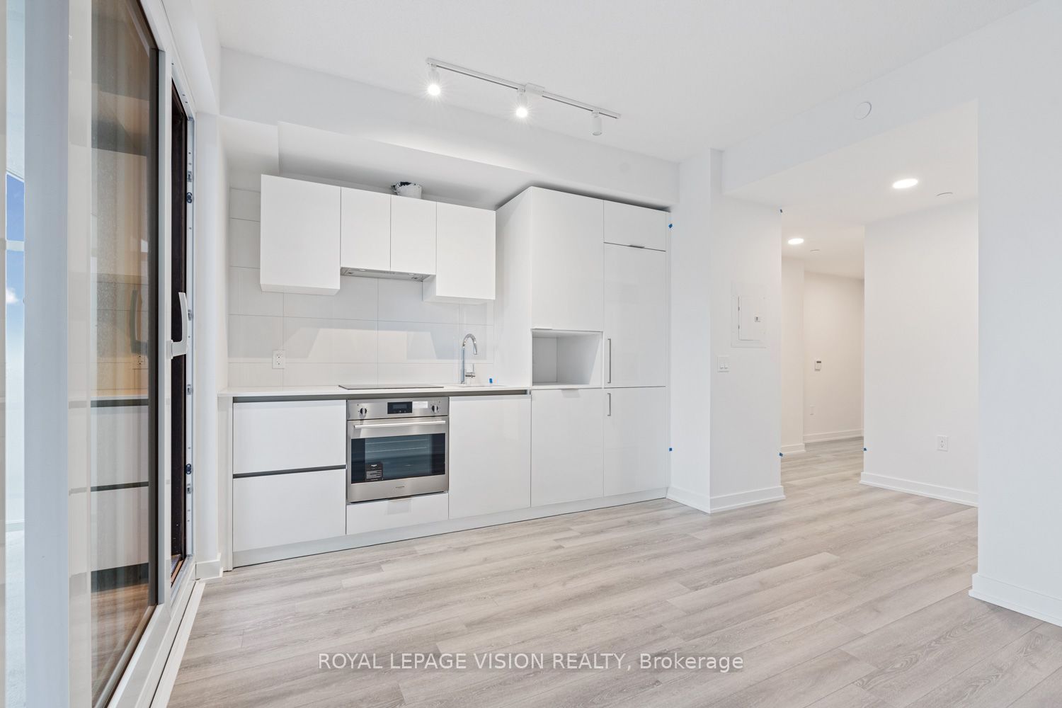 230 Simcoe Street 3113 Property Photo 14