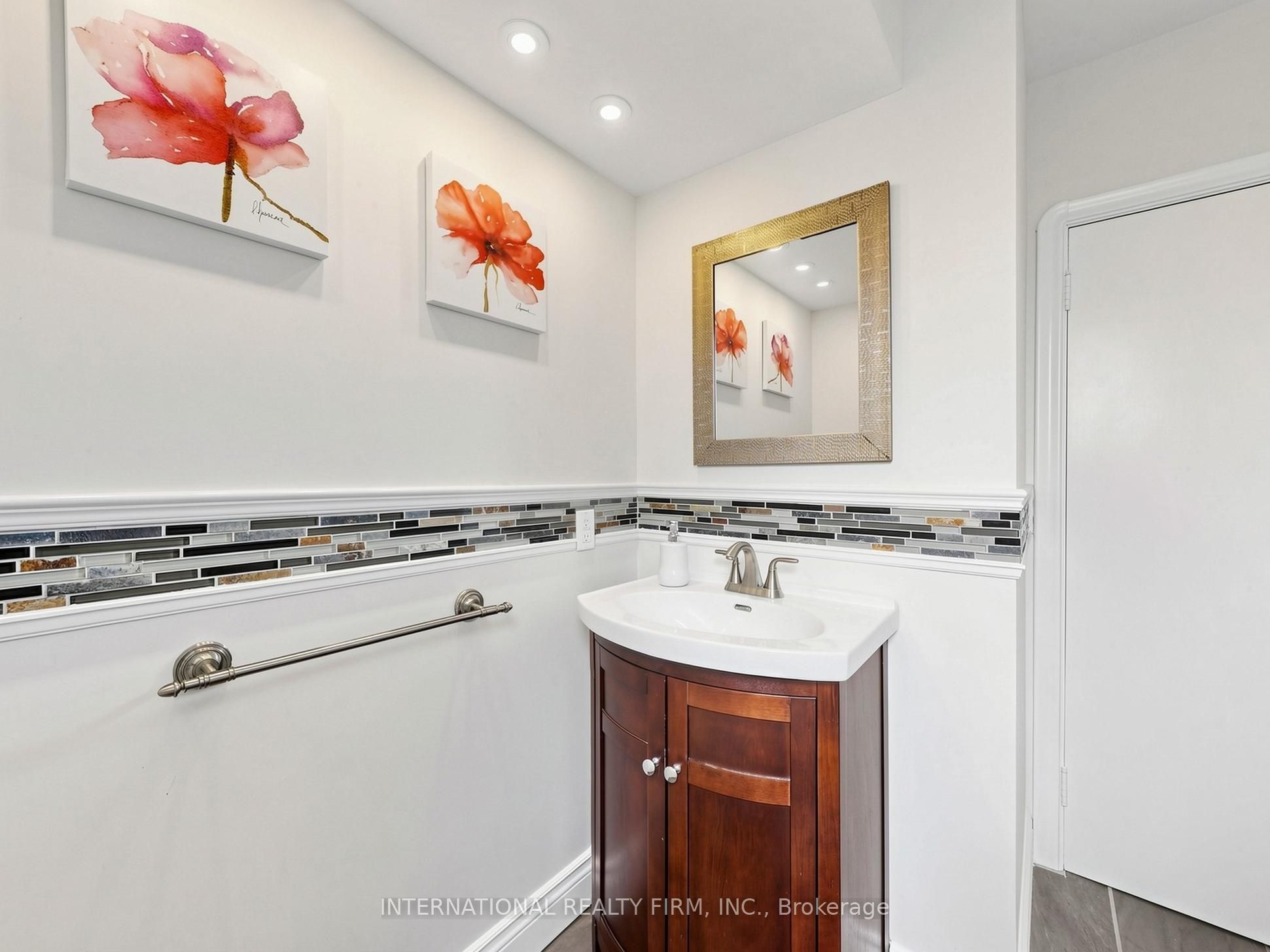 200 Burndale Avenue Property Photo 21