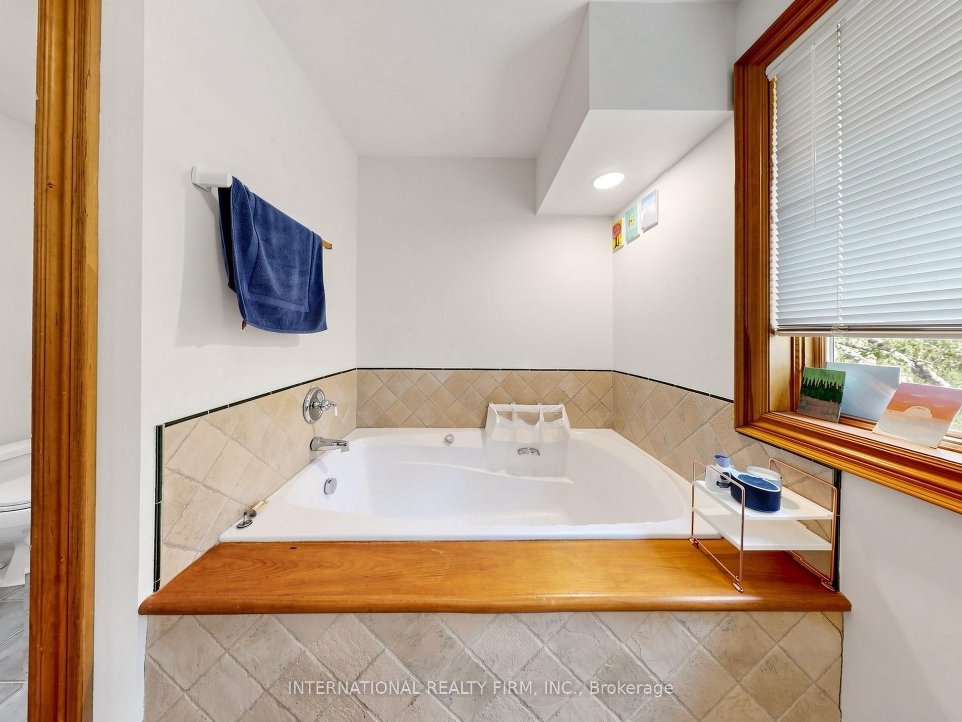 200 Burndale Avenue Property Photo 29