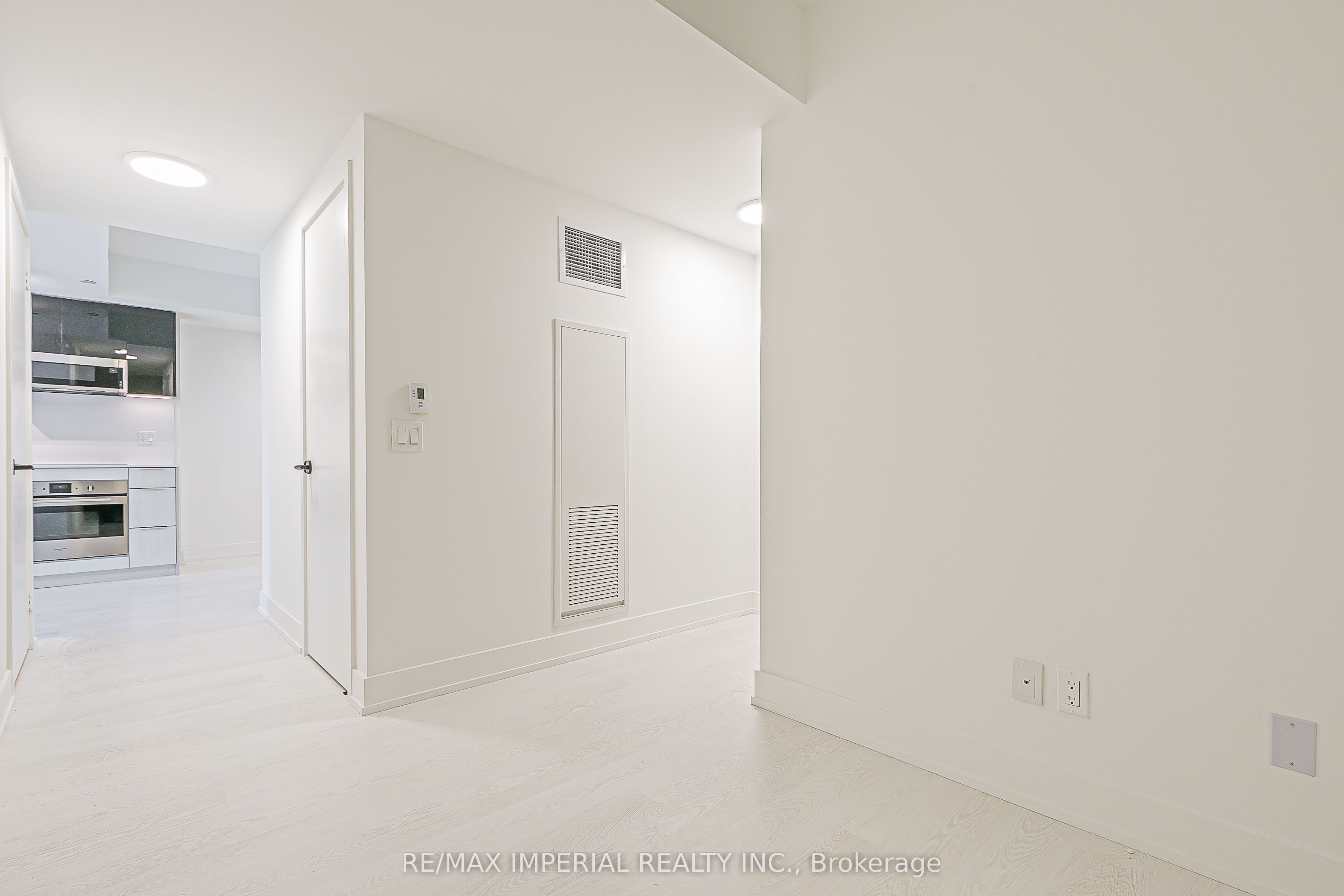 308 Jarvis Street 305 Property Photo 25
