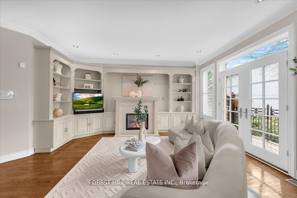 313 Broadway Avenue Property Photo 11