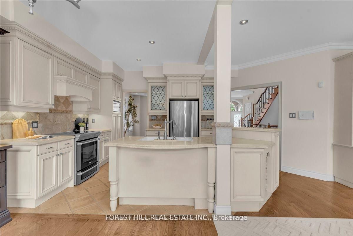 313 Broadway Avenue Property Photo 13