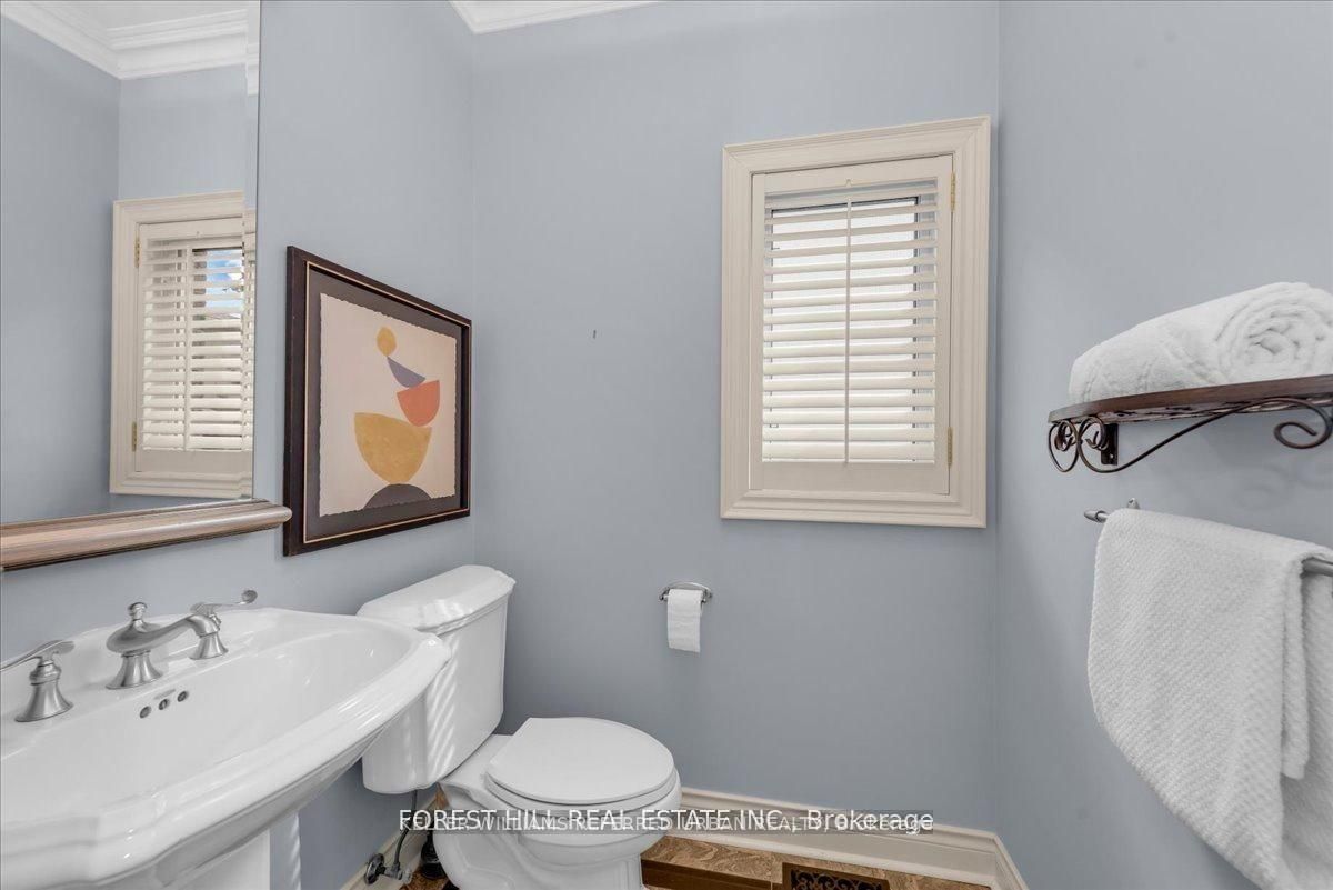 313 Broadway Avenue Property Photo 16