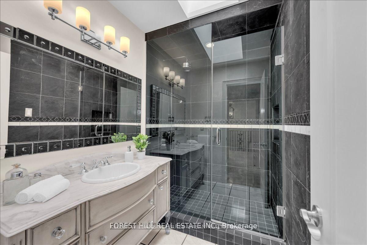 313 Broadway Avenue Property Photo 27