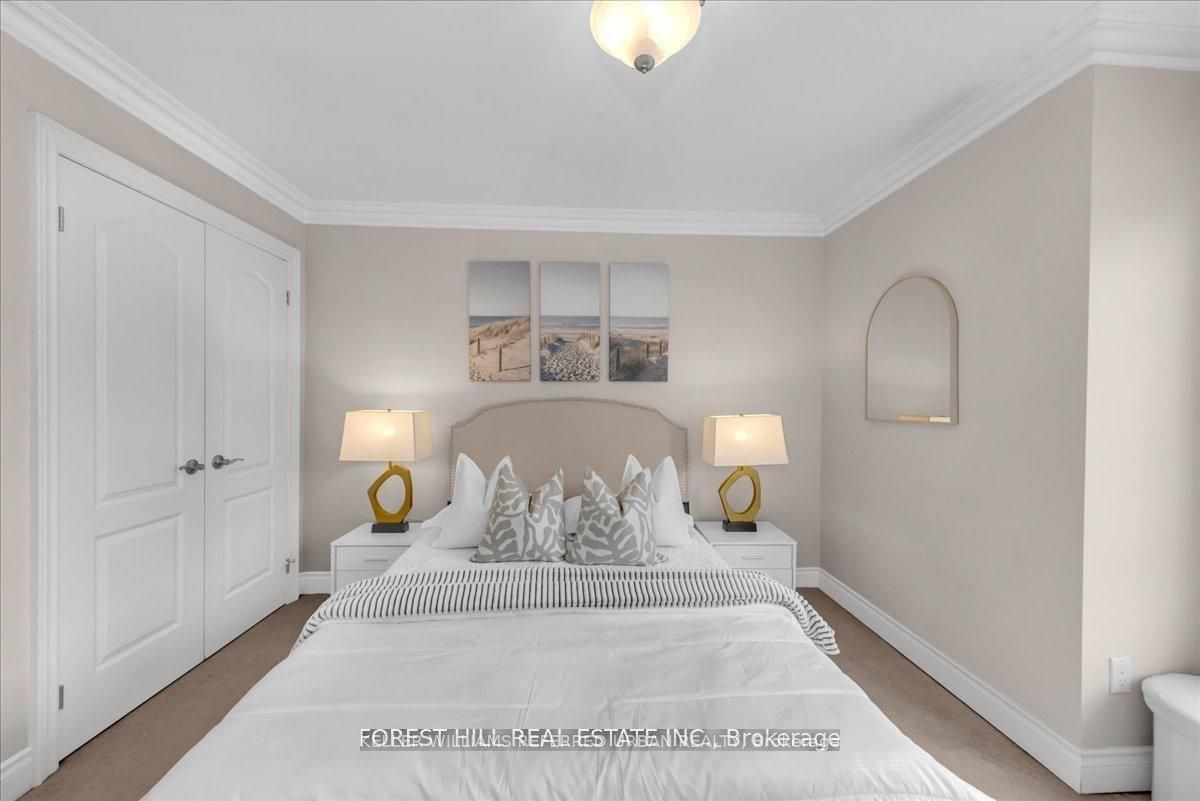 313 Broadway Avenue Property Photo 28