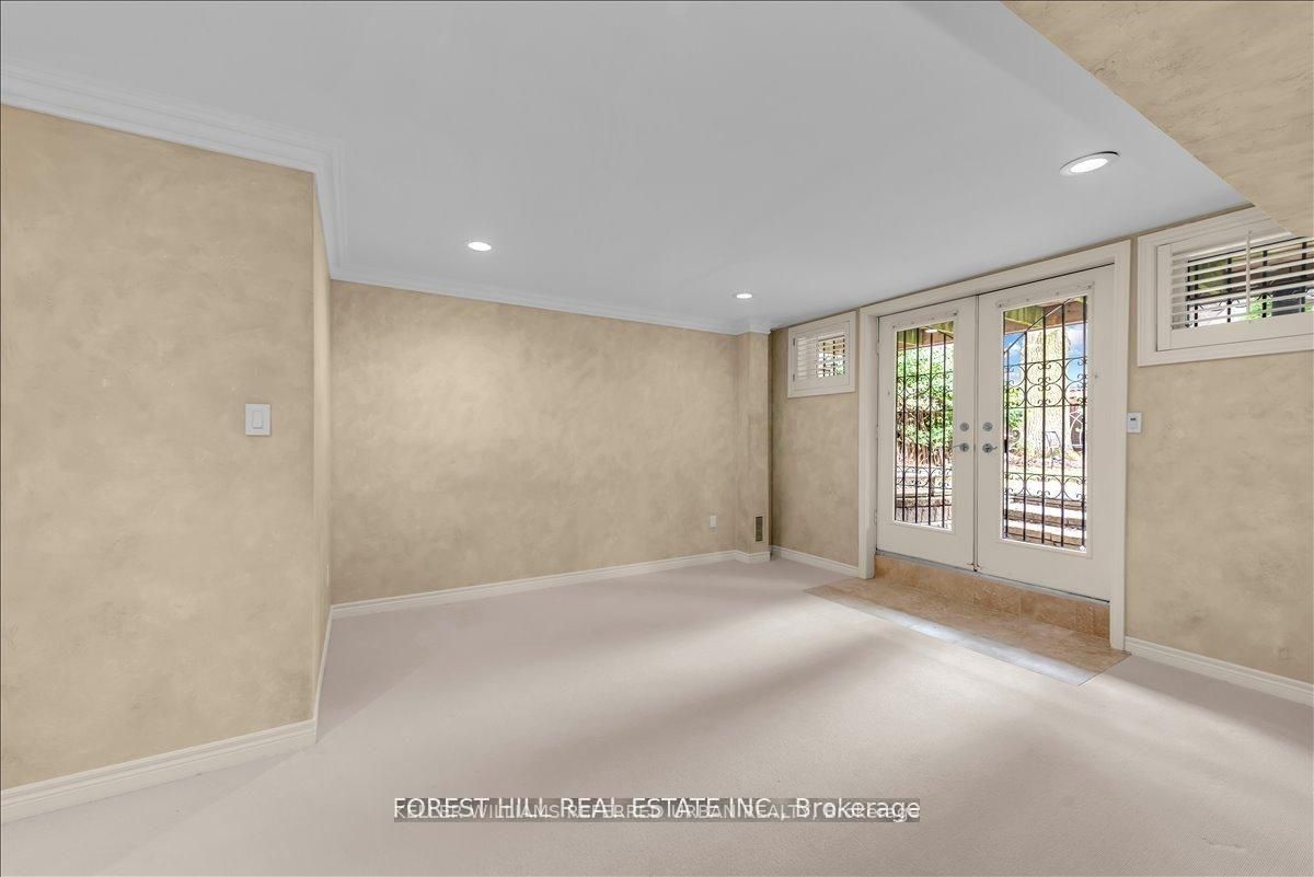 313 Broadway Avenue Property Photo 41