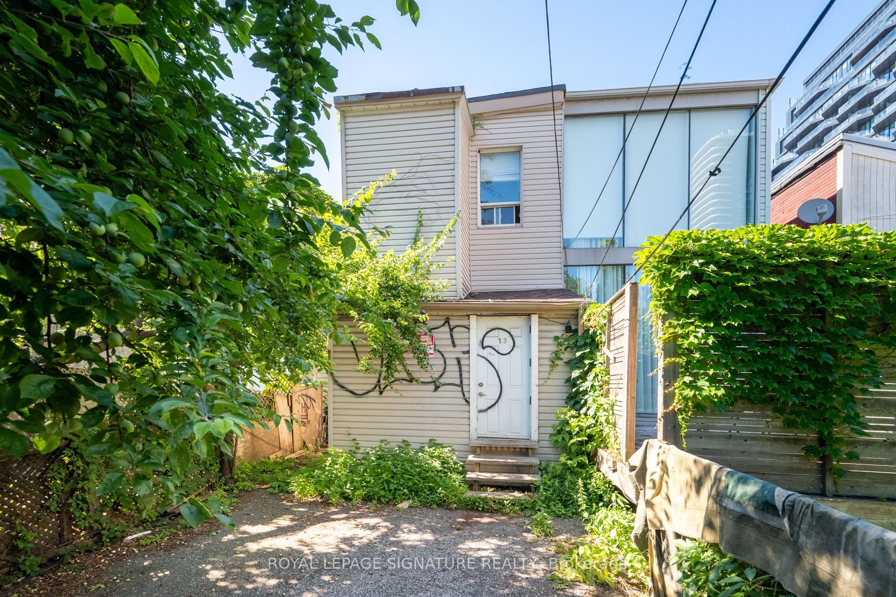 13 Baldwin Street Property Photo 27