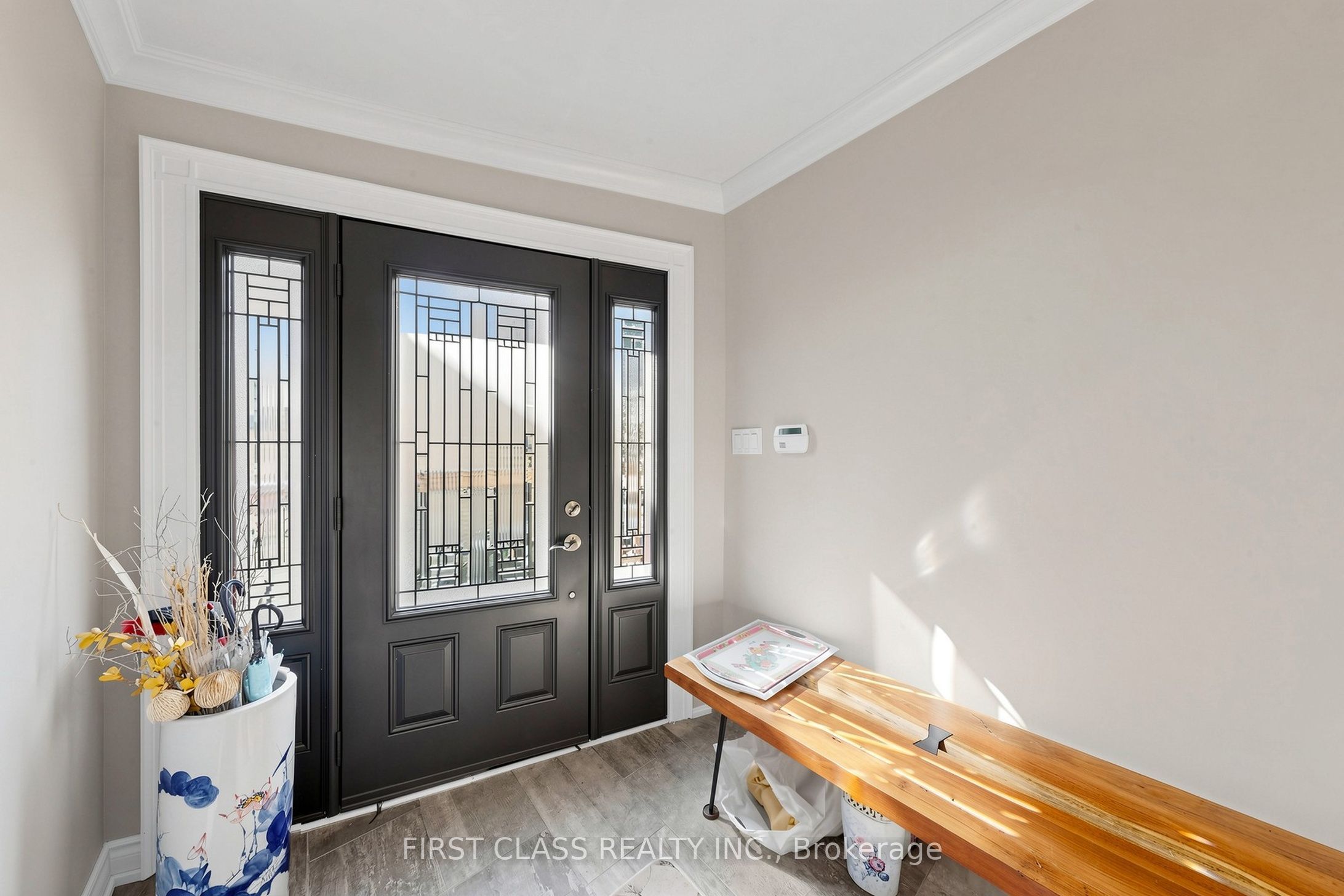 18 Yonge Boulevard Property Photo 21