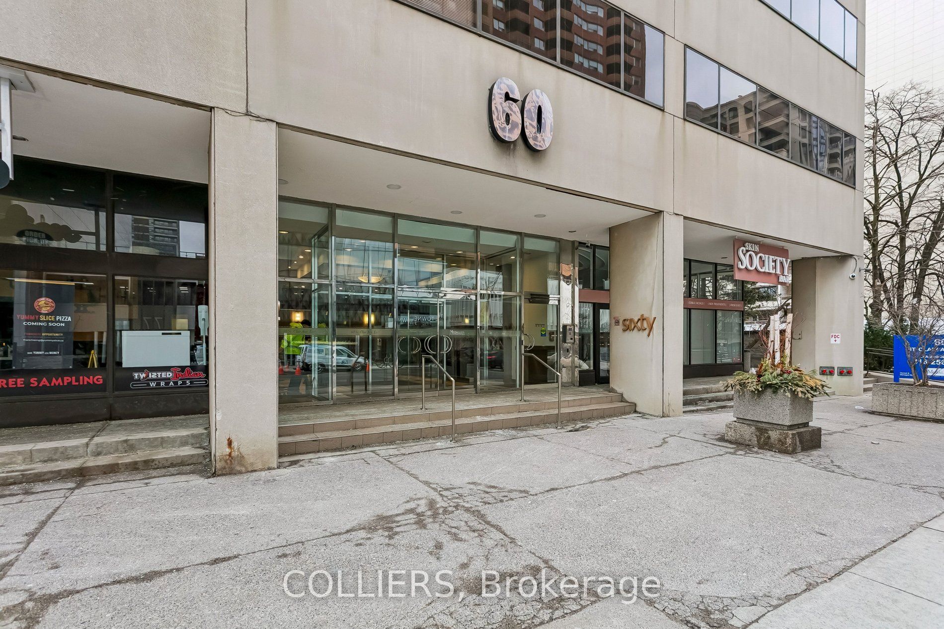 60 St Clair Avenue E 1006 Property Photo 6