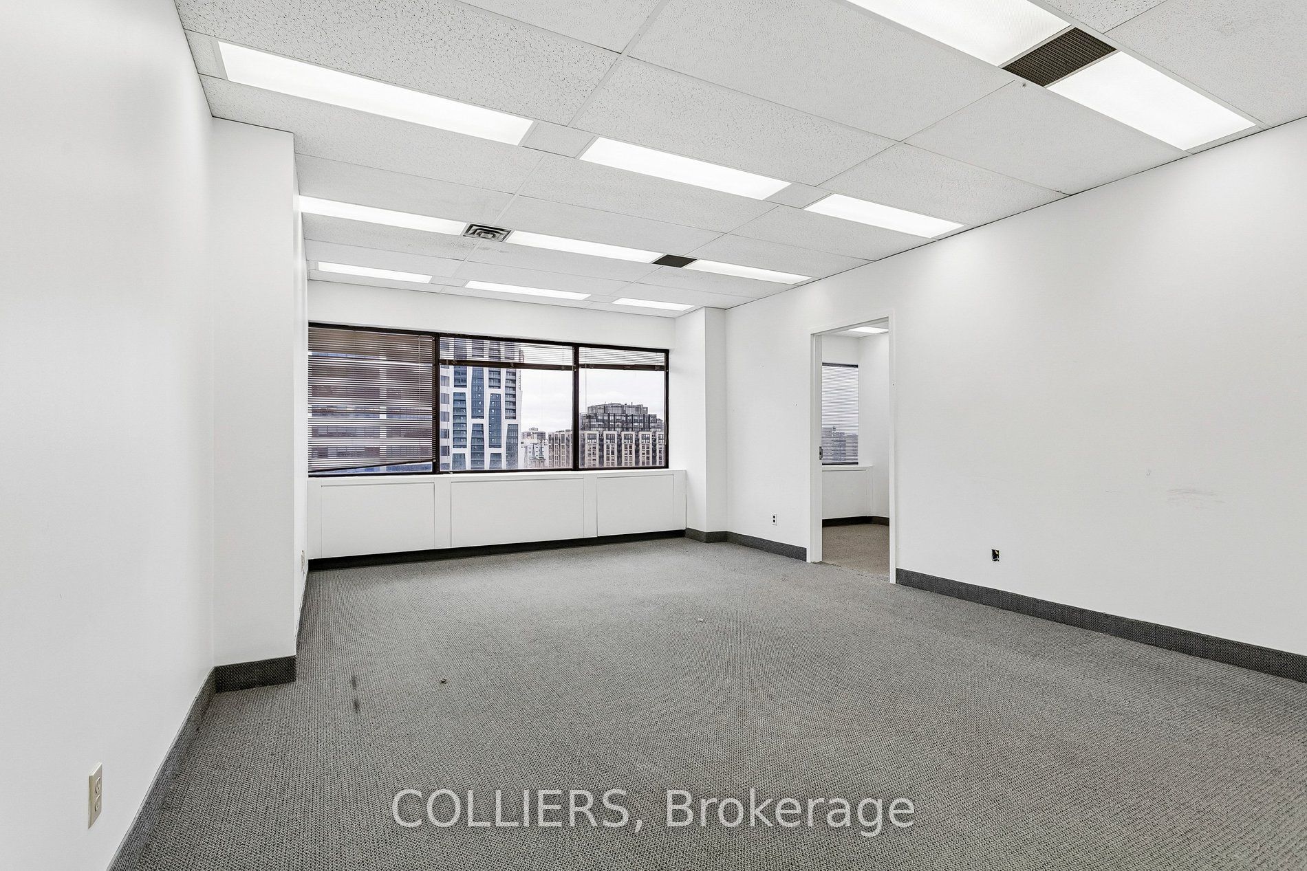 60 St Clair Avenue E 1006 Property Photo 25