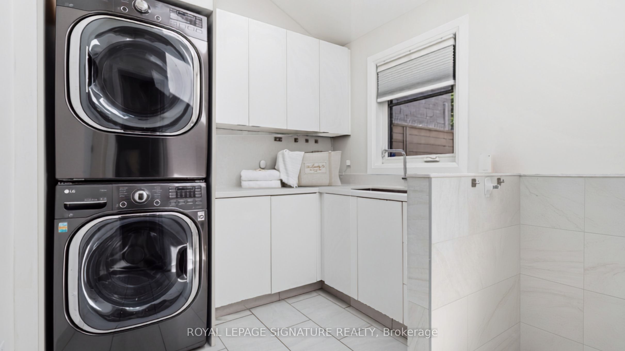 204 Richview Avenue Property Photo 39