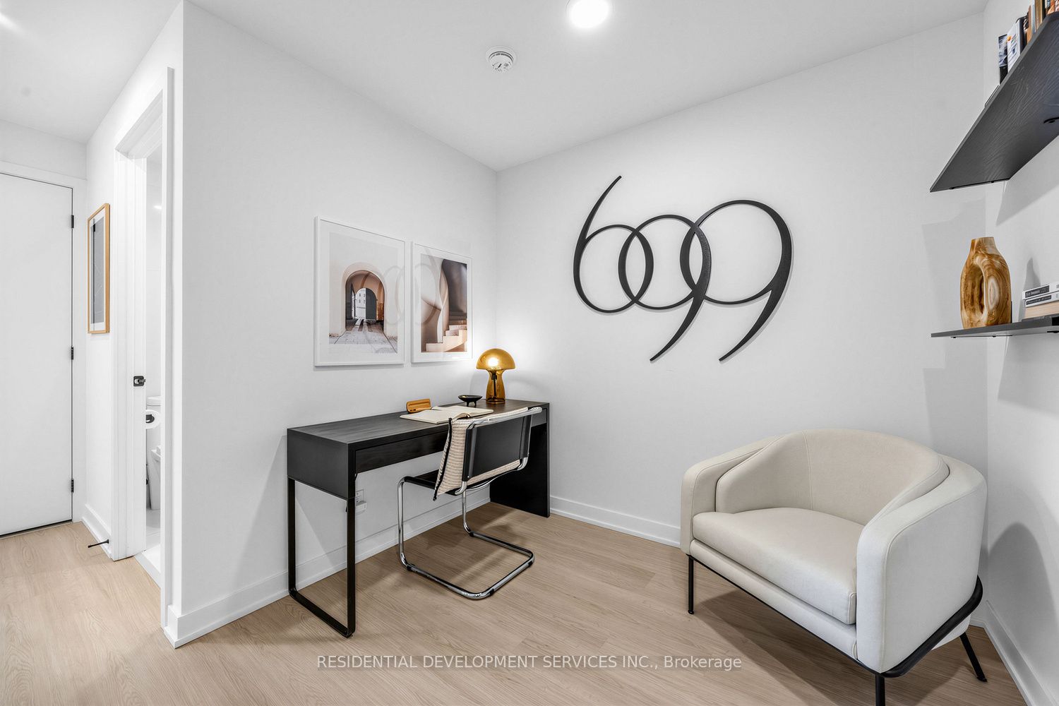 699 Sheppard Avenue E 226 Property Photo 4