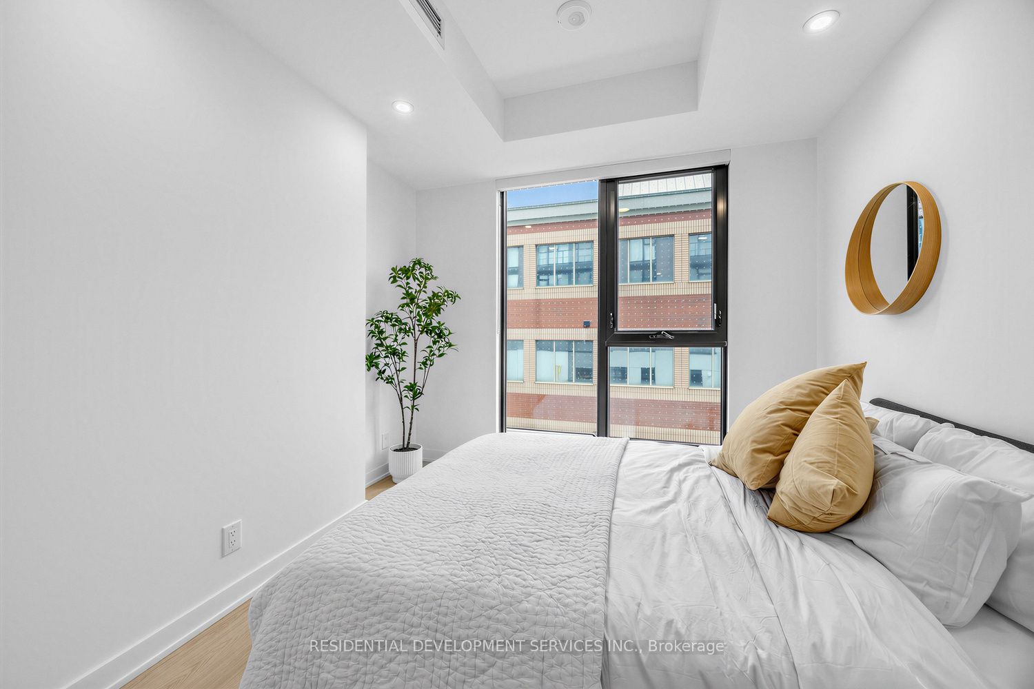 699 Sheppard Avenue E 226 Property Photo 20