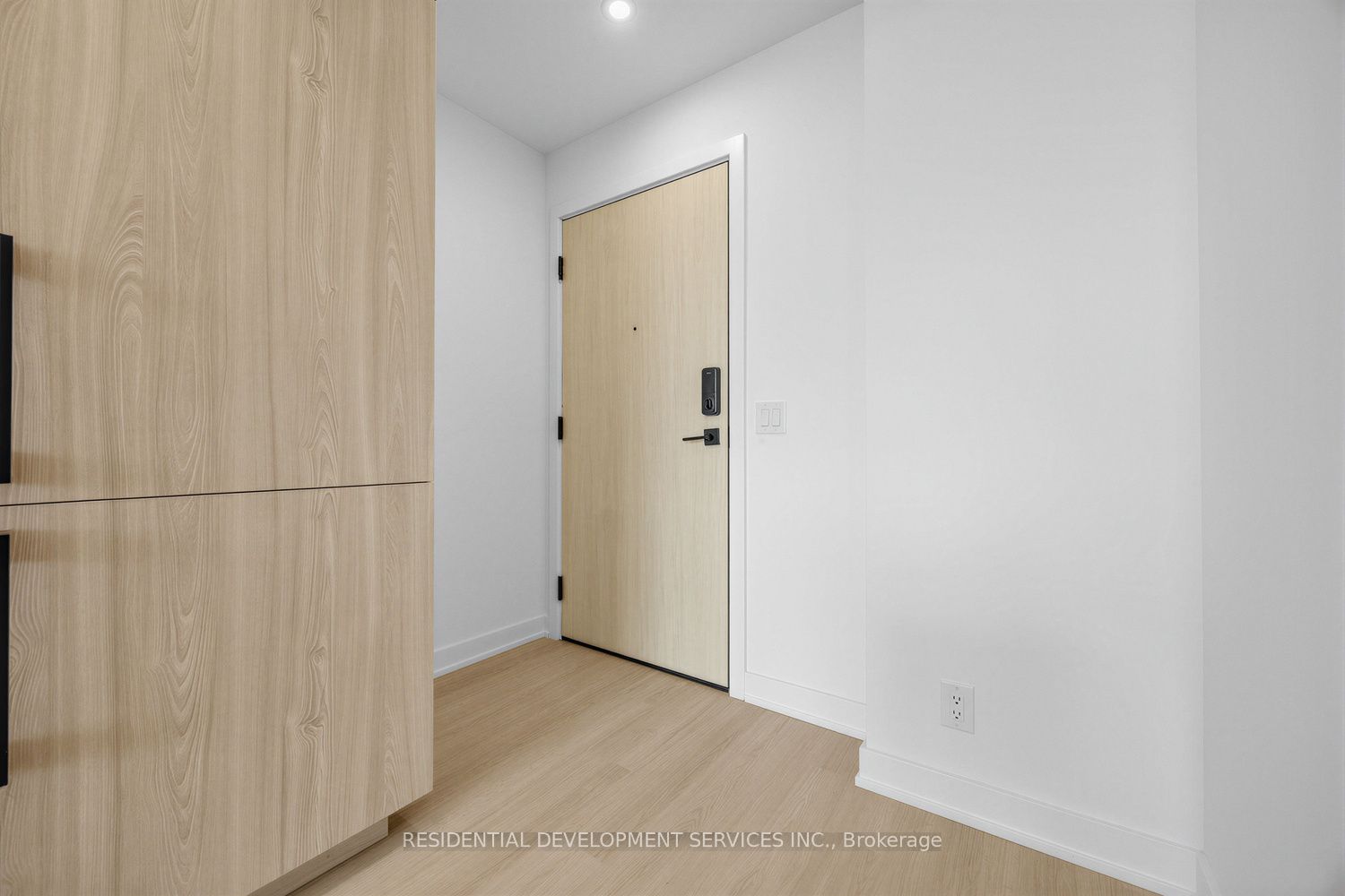 699 Sheppard Avenue E 505 Property Photo 21