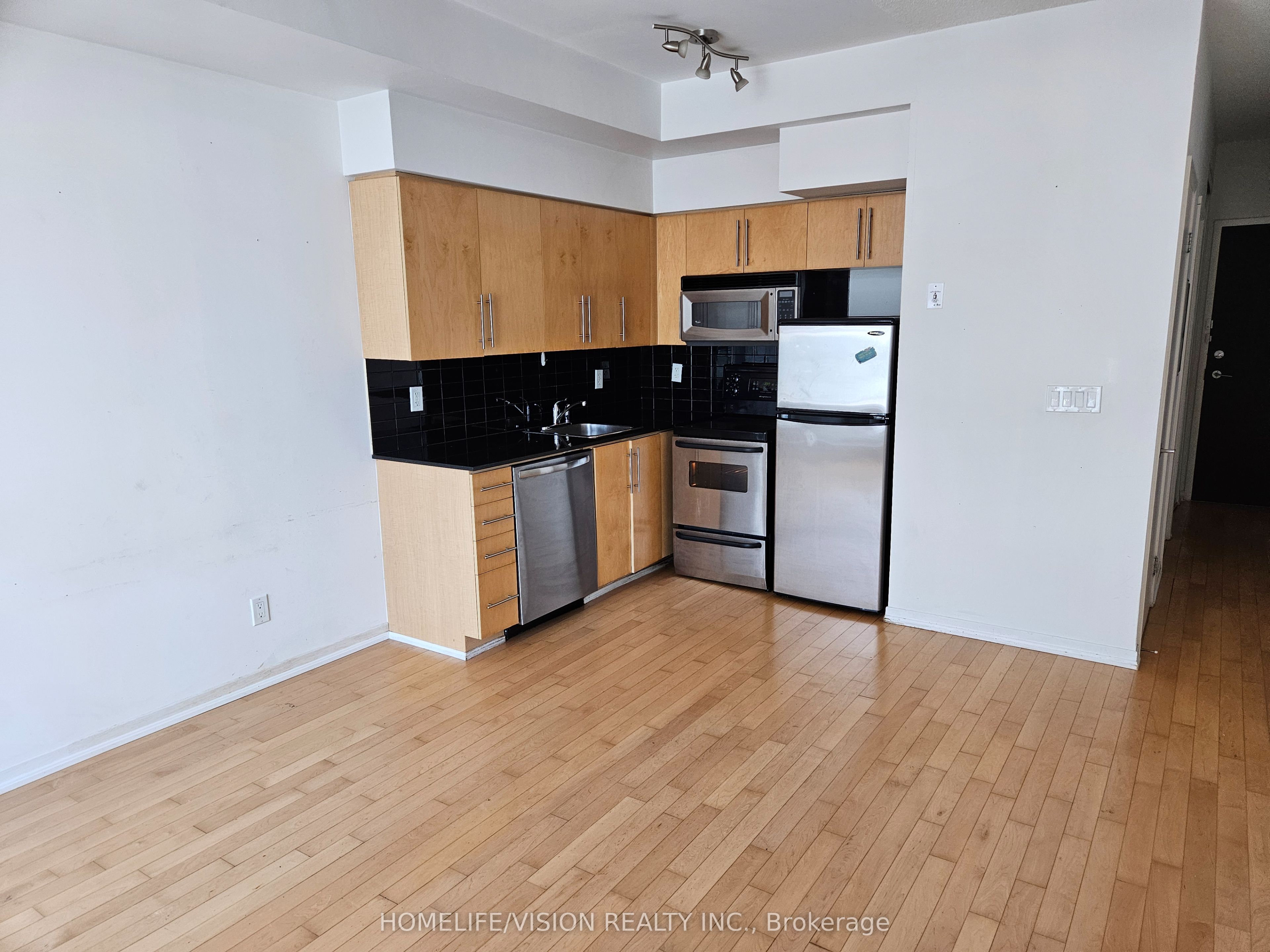 231 Fort York Boulevard 816 Property Photo 3