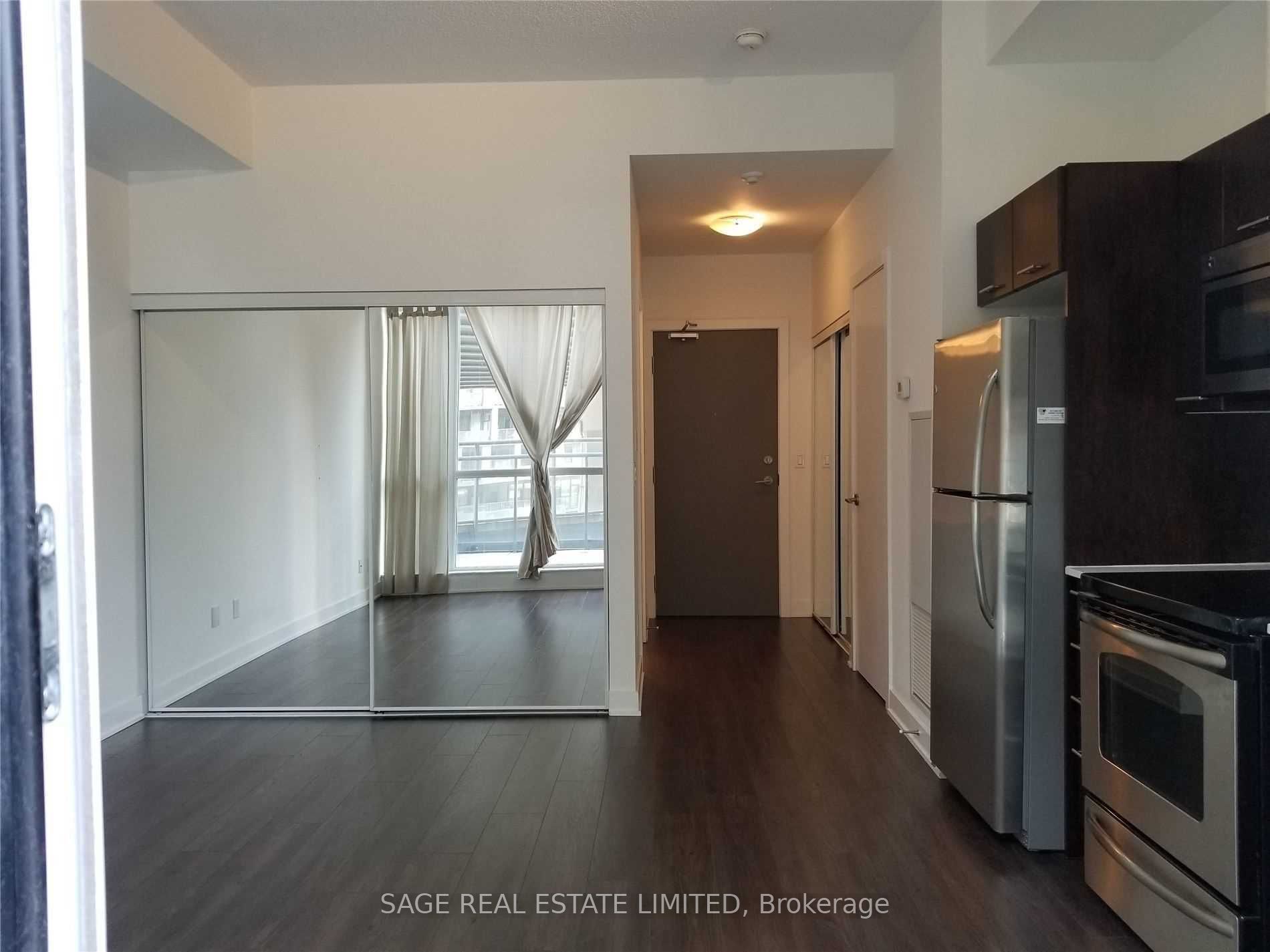 169 Fort York Boulevard 220 Property Photo 4