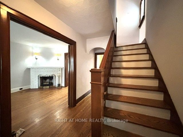 77 St Germain Avenue Property Photo 7