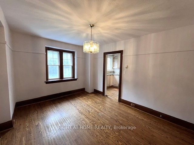 77 St Germain Avenue Property Photo 14