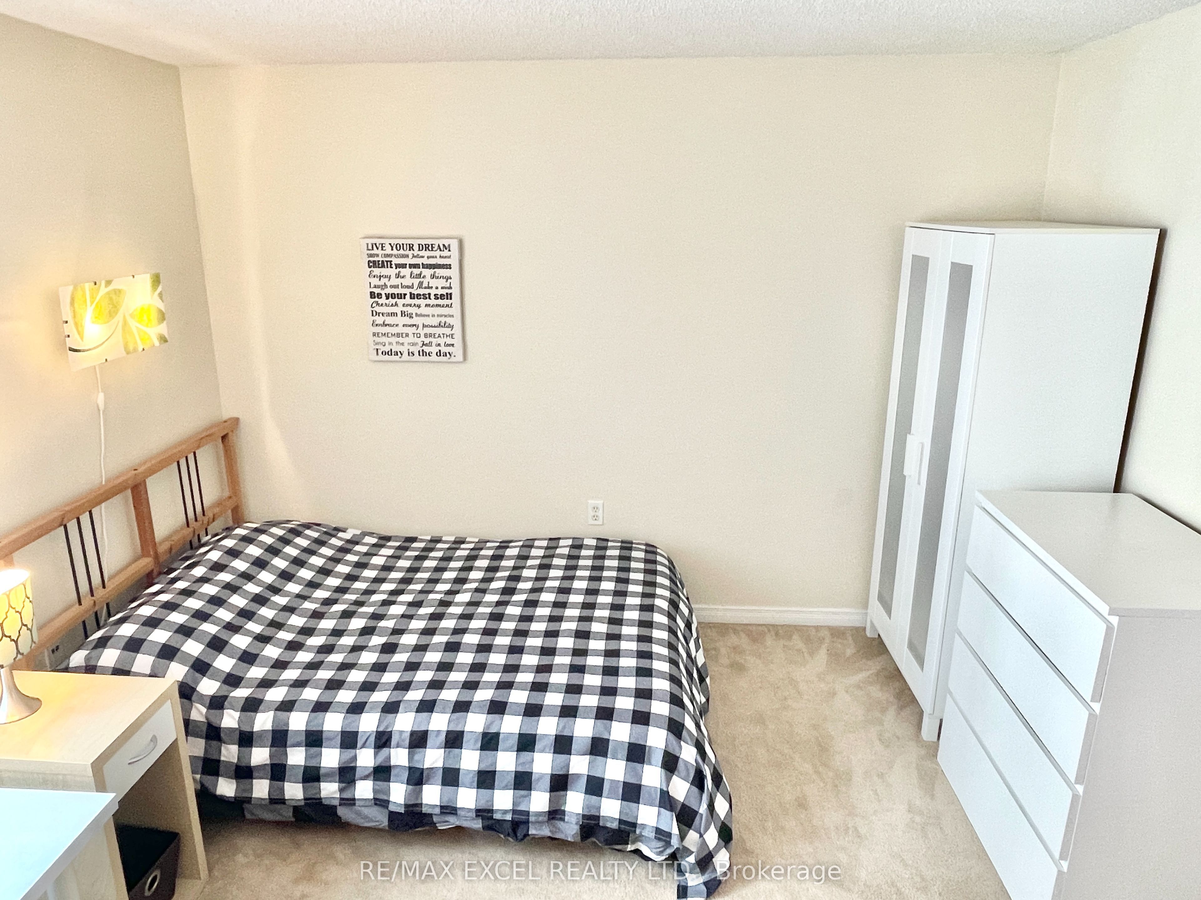 28 Olive Avenue 201 Property Photo 4