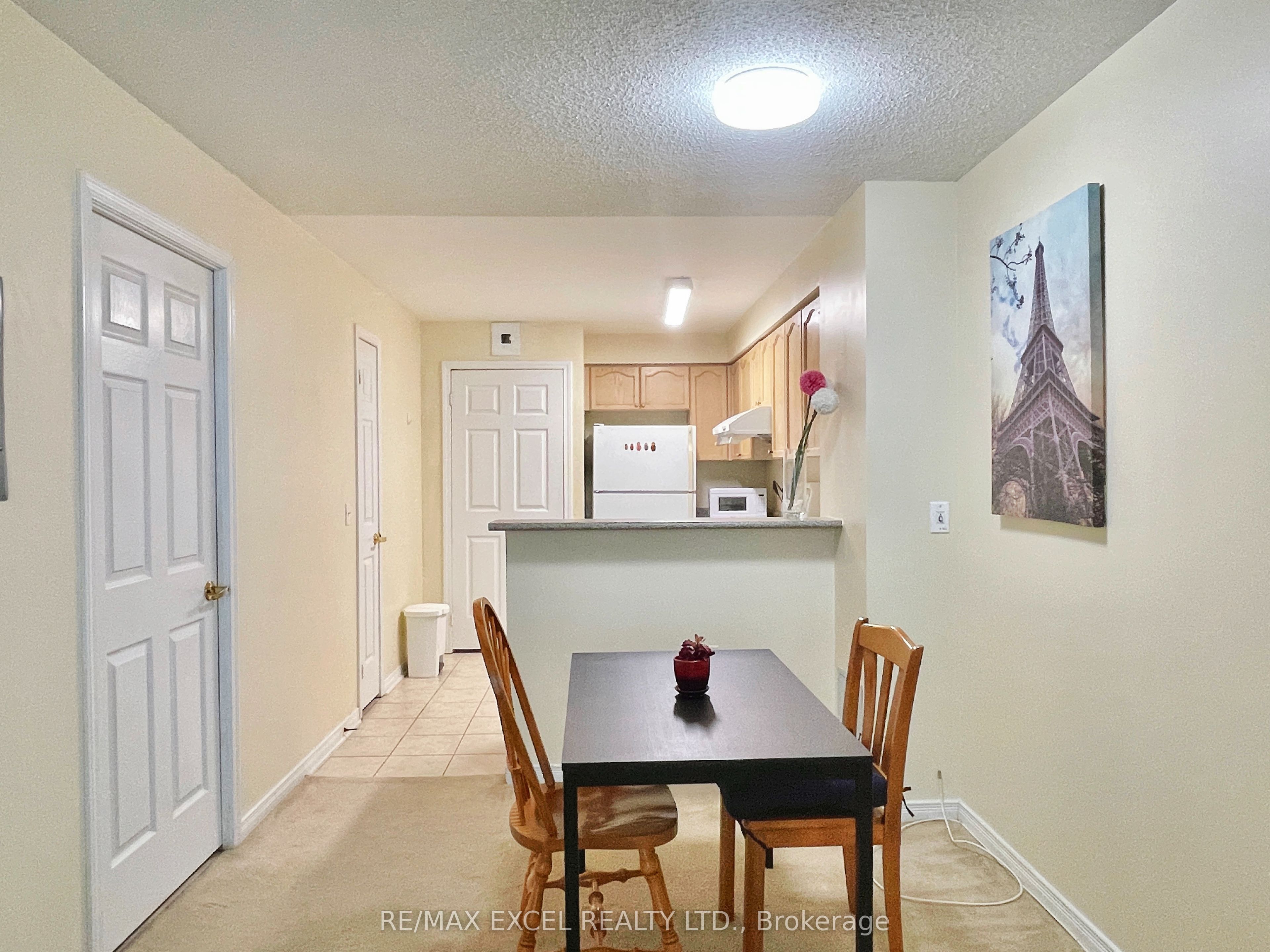 28 Olive Avenue 201 Property Photo 6