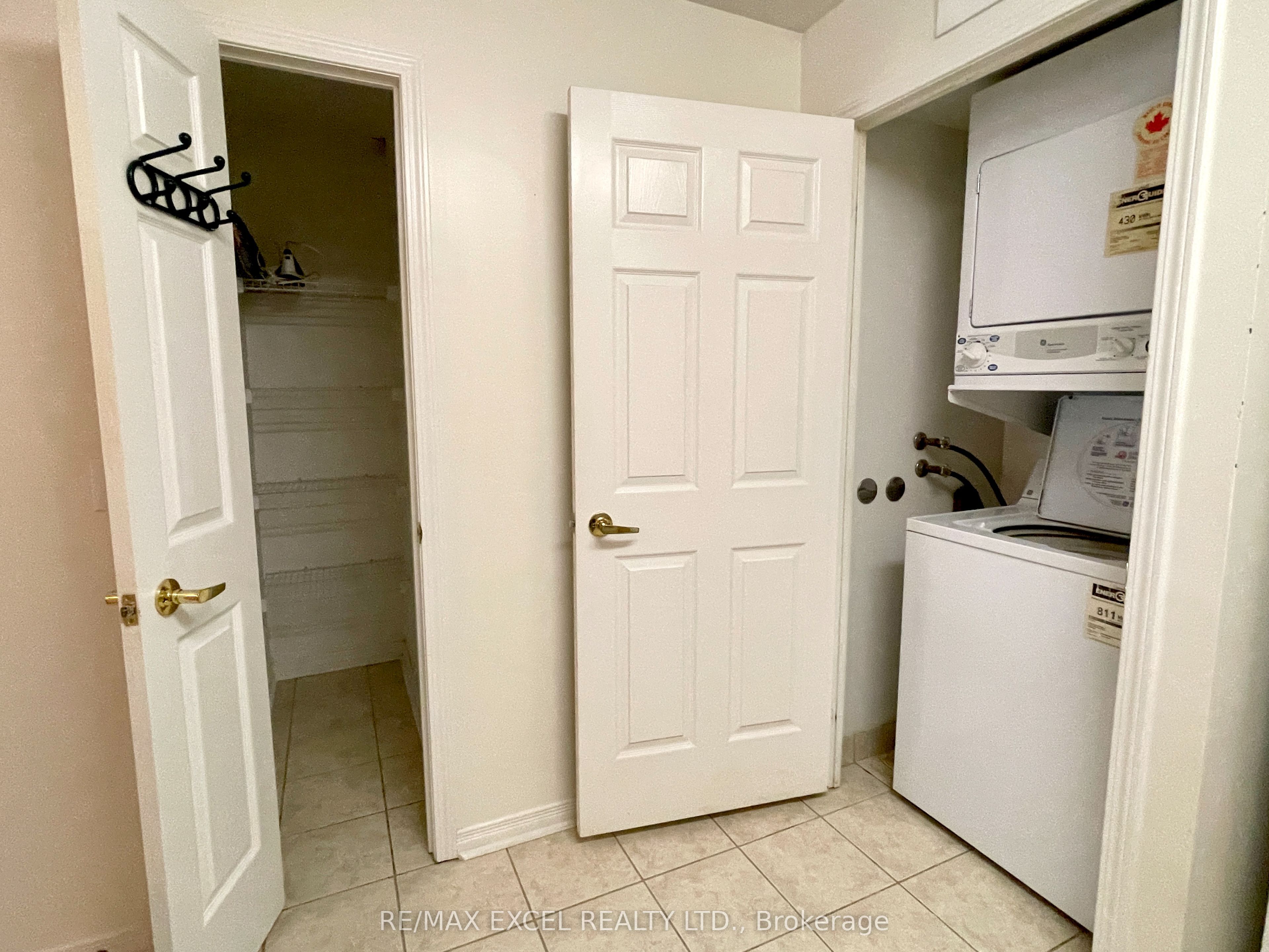 28 Olive Avenue 201 Property Photo 9