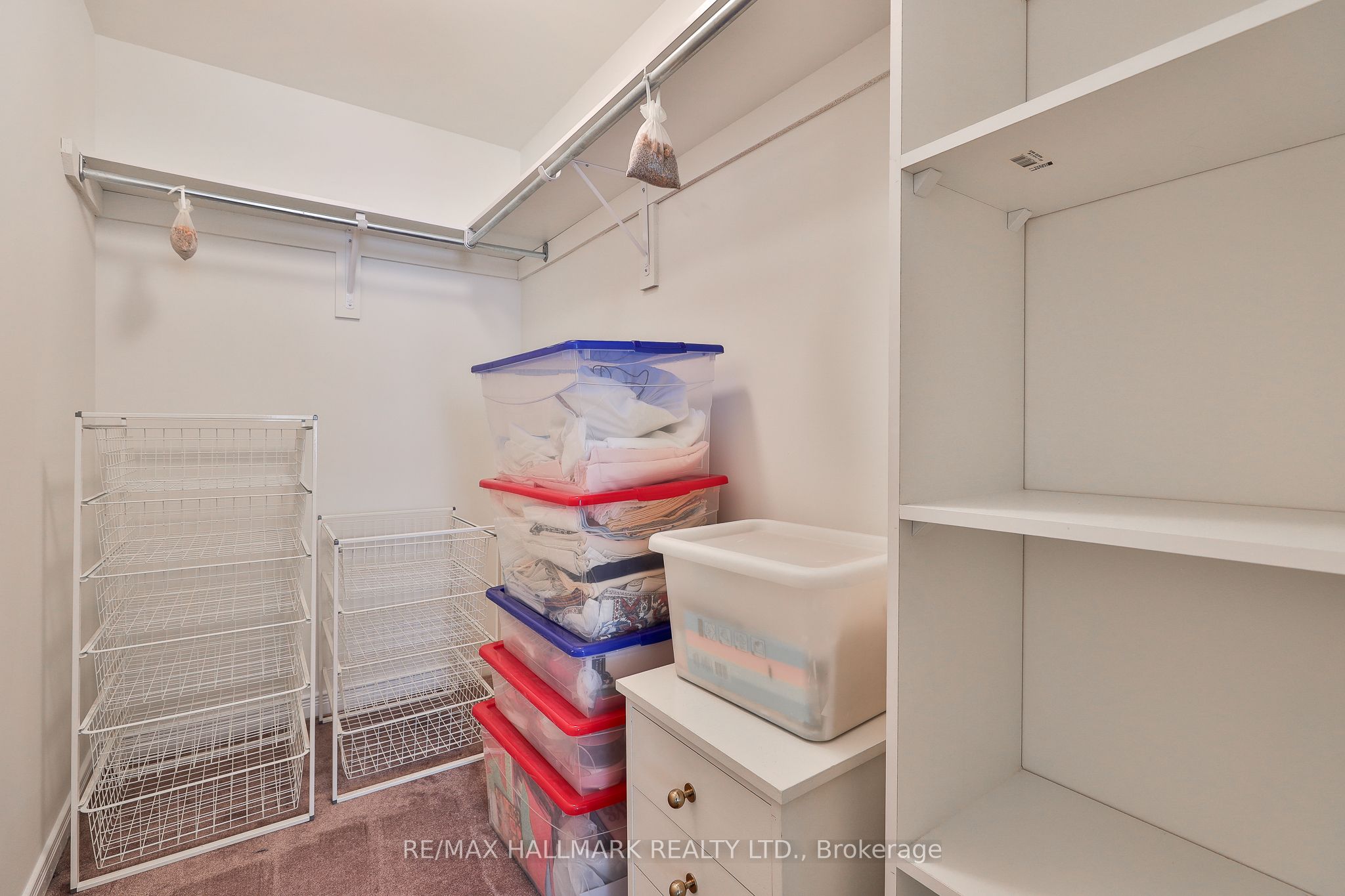109 Front Street E 528 Property Photo 27