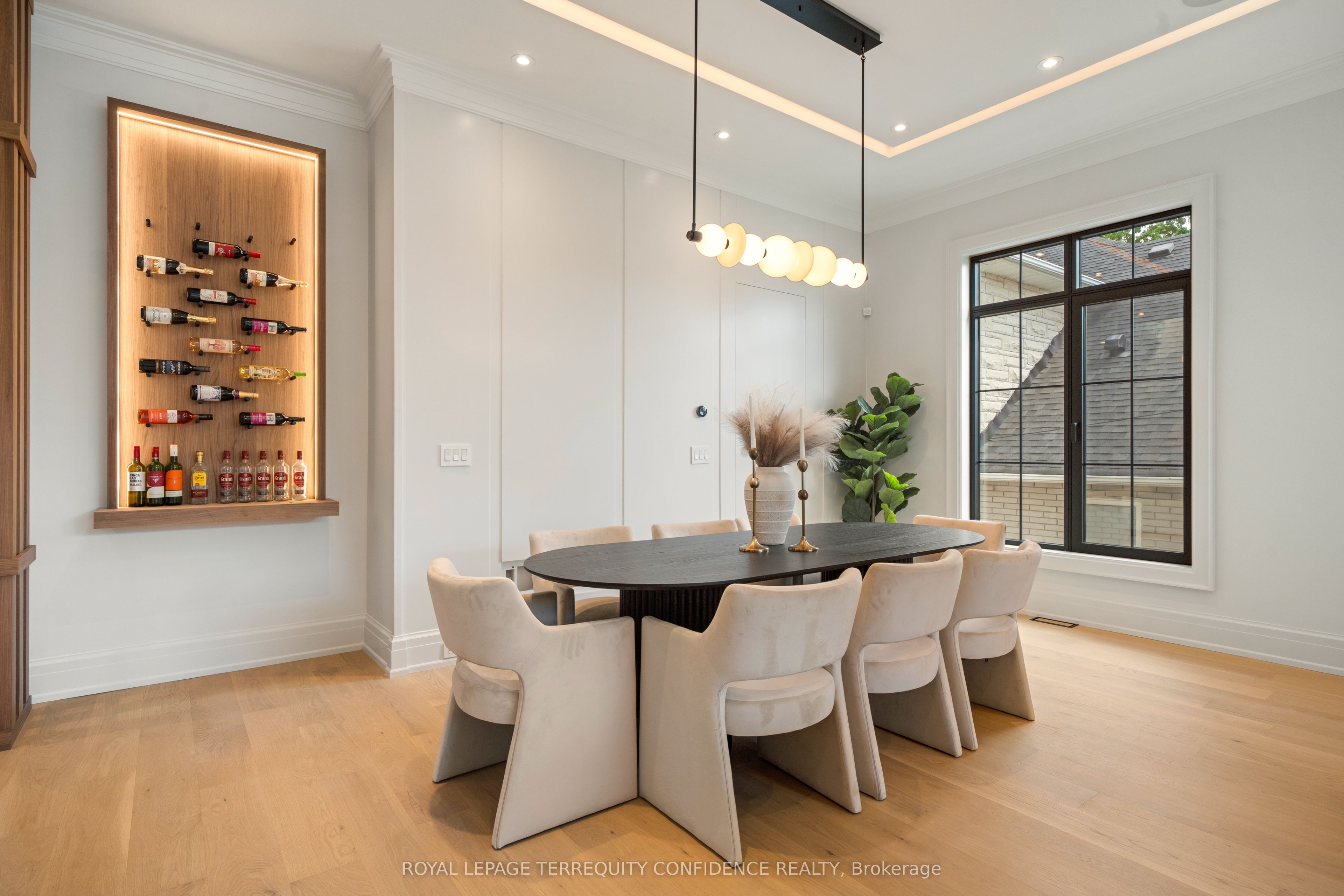 272 Horsham Avenue Property Photo 4