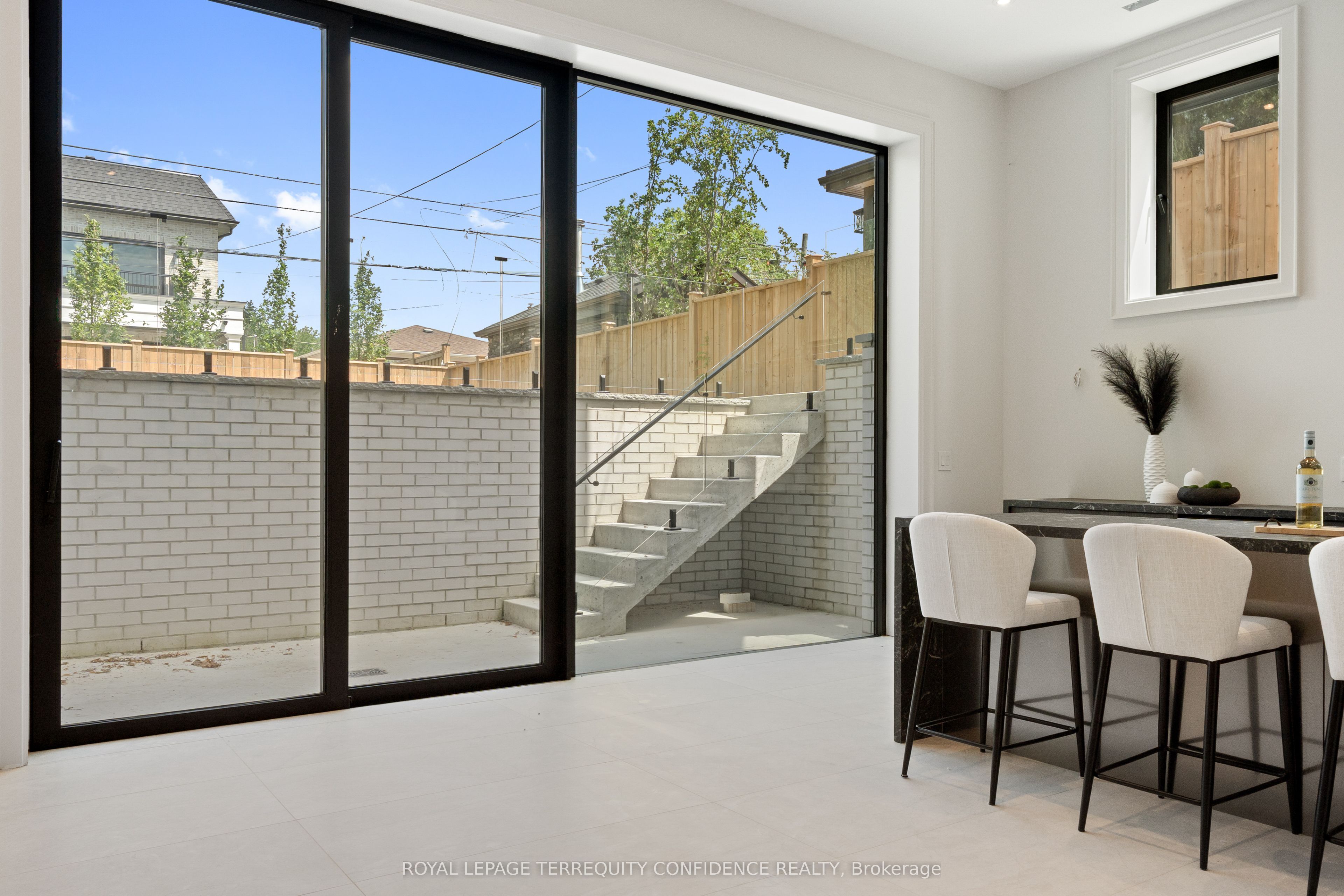 272 Horsham Avenue Property Photo 32