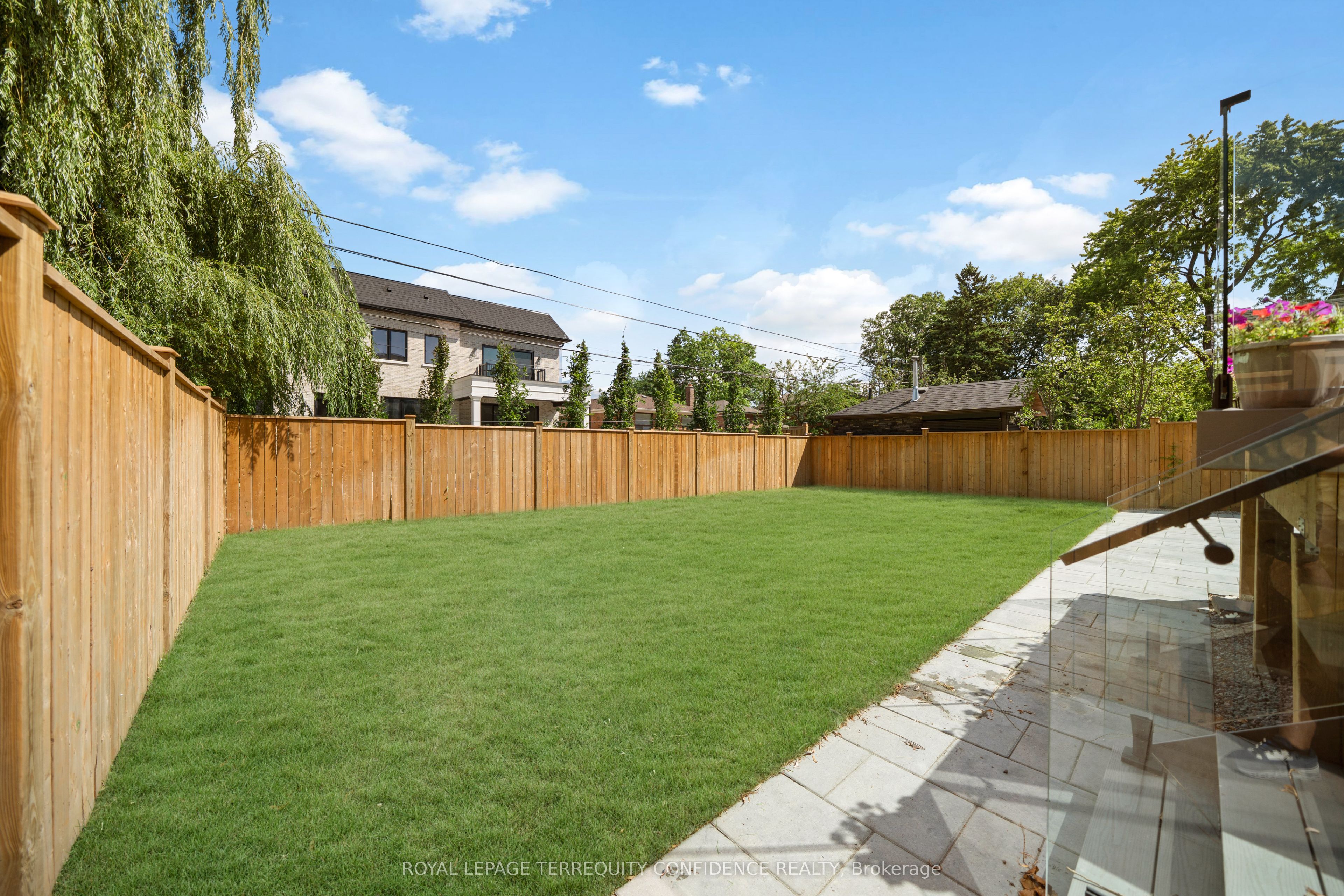 272 Horsham Avenue Property Photo 37