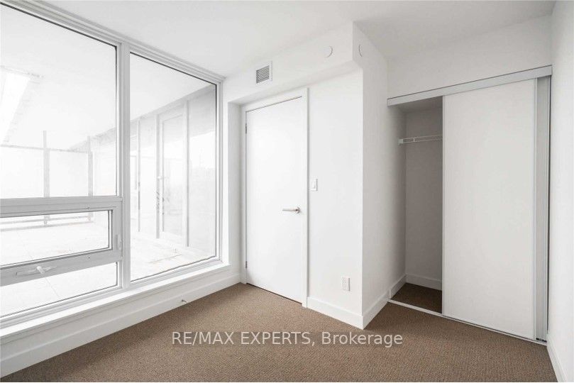 120 Varna Drive 317 Property Photo 10