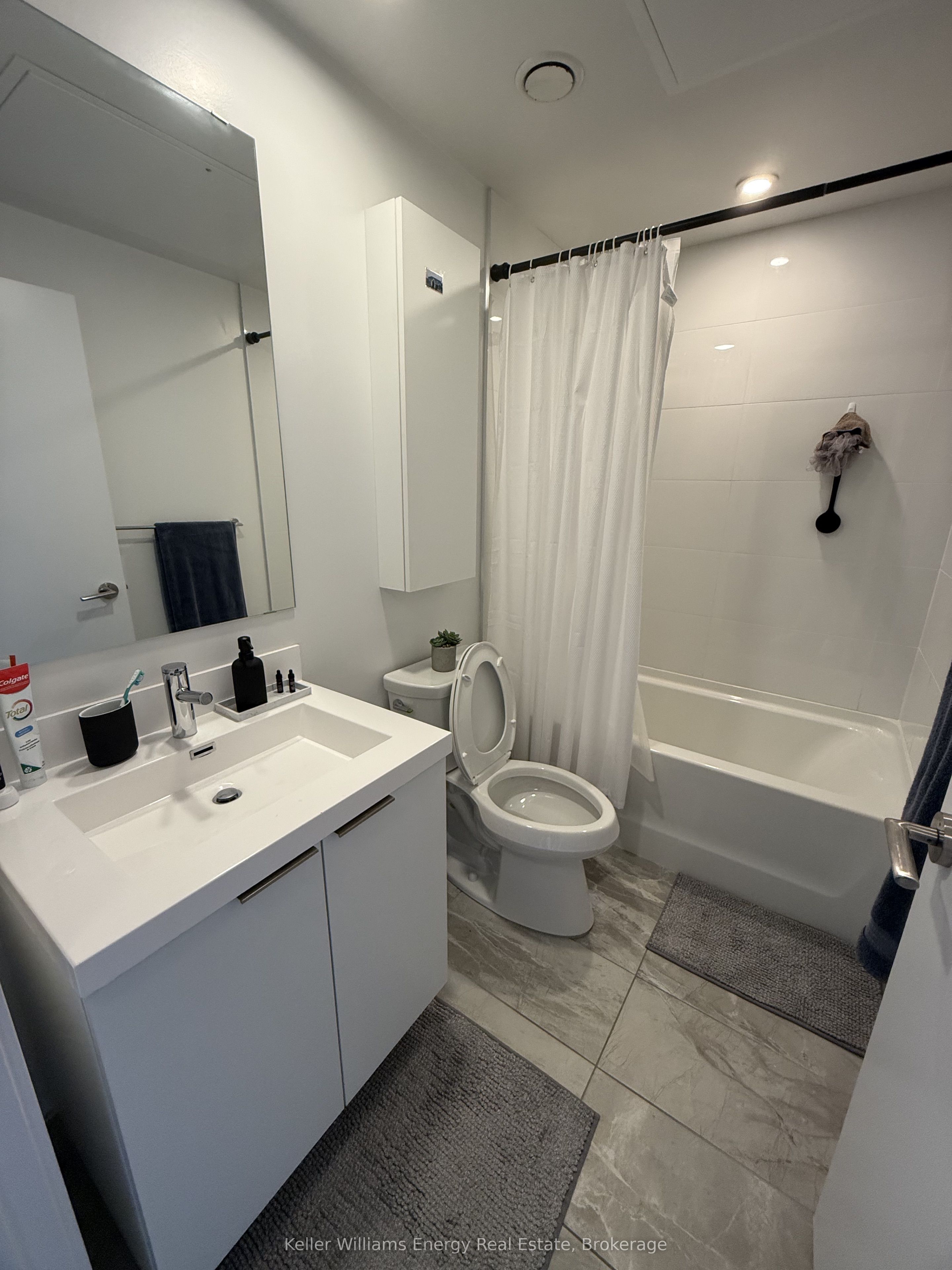 50 O'neill Road 1208 Property Photo 19