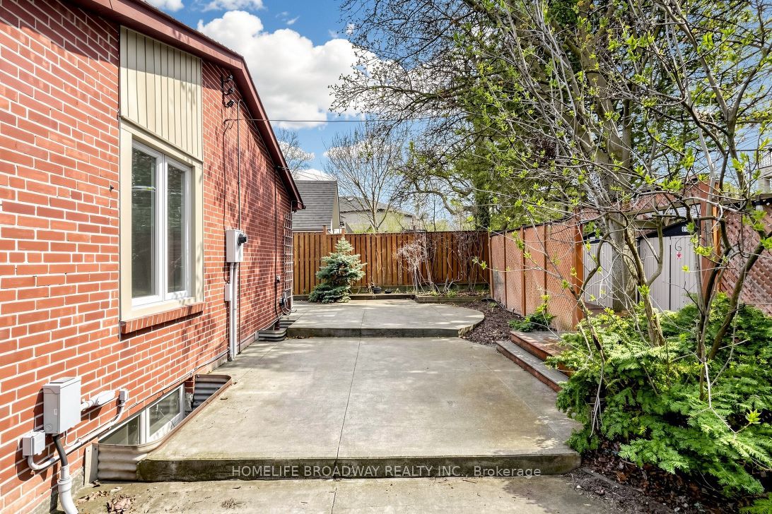 36 Bradgate Road Property Photo 43
