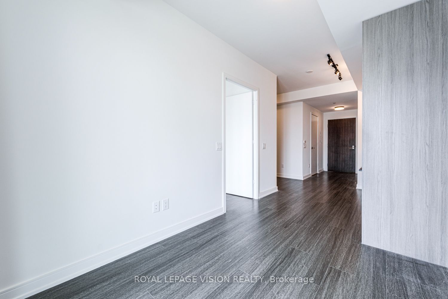425 Front Street E 1008 Property Photo 14