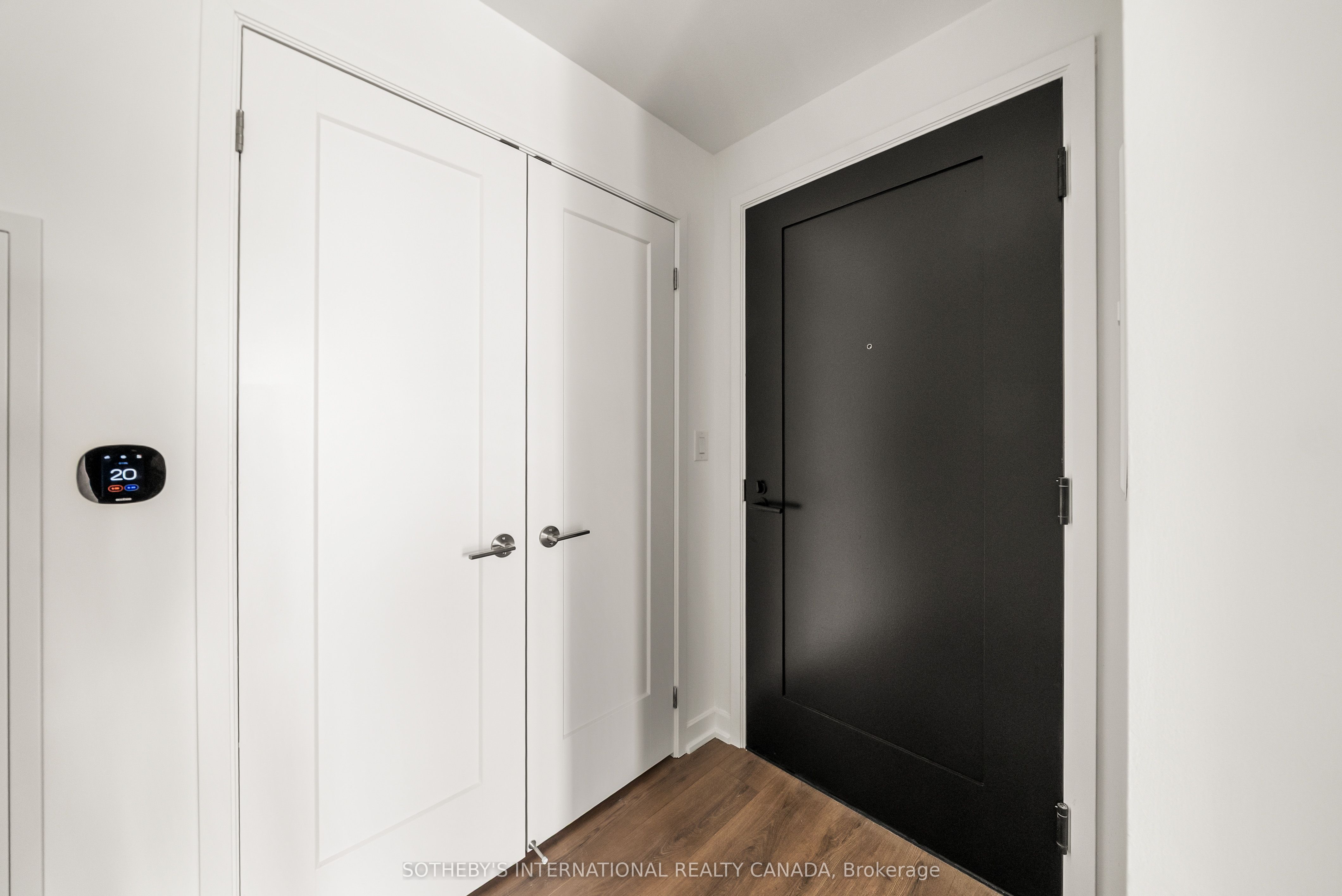 88 Bathurst Street 1417 Property Photo 2