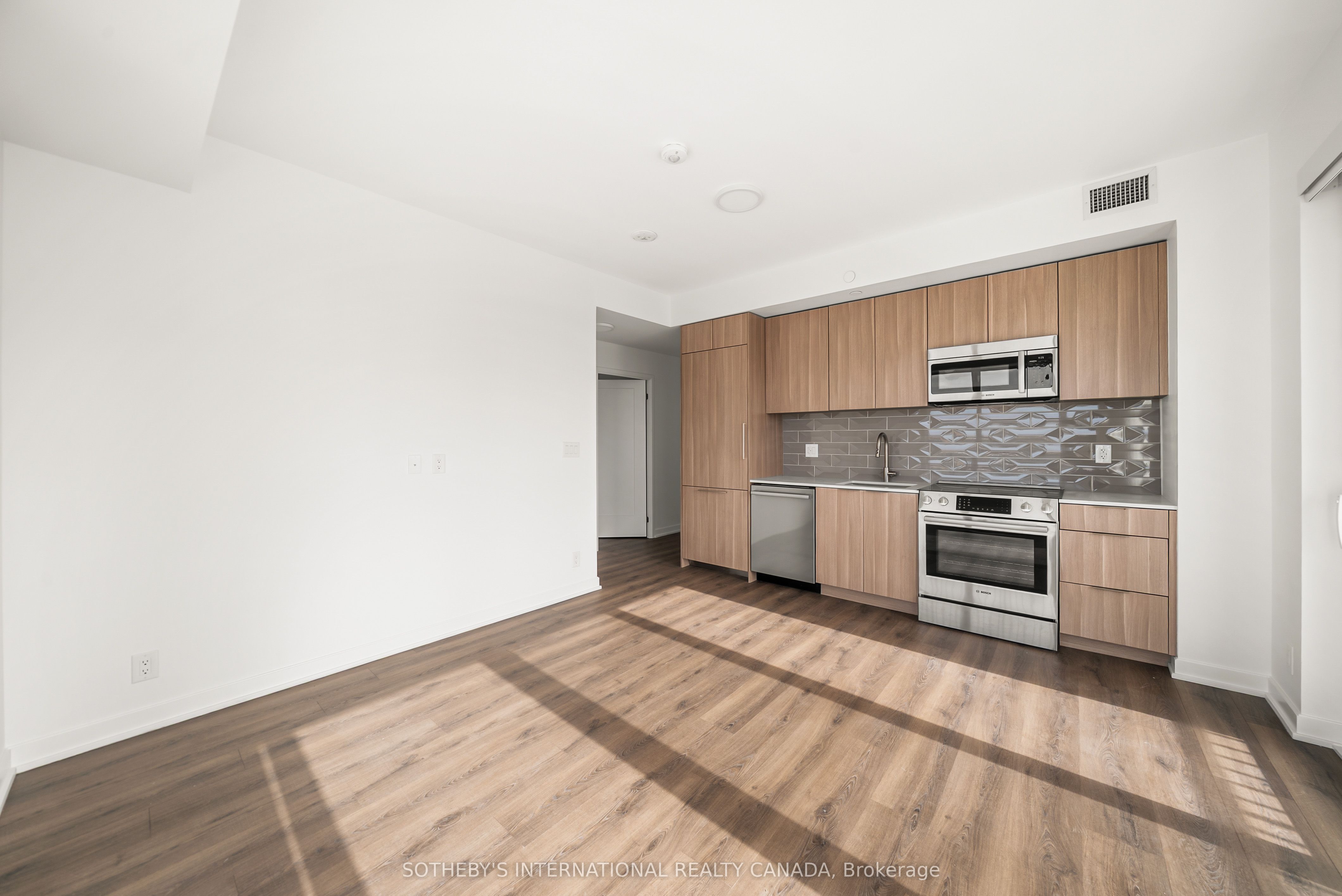 88 Bathurst Street 1417 Property Photo 4
