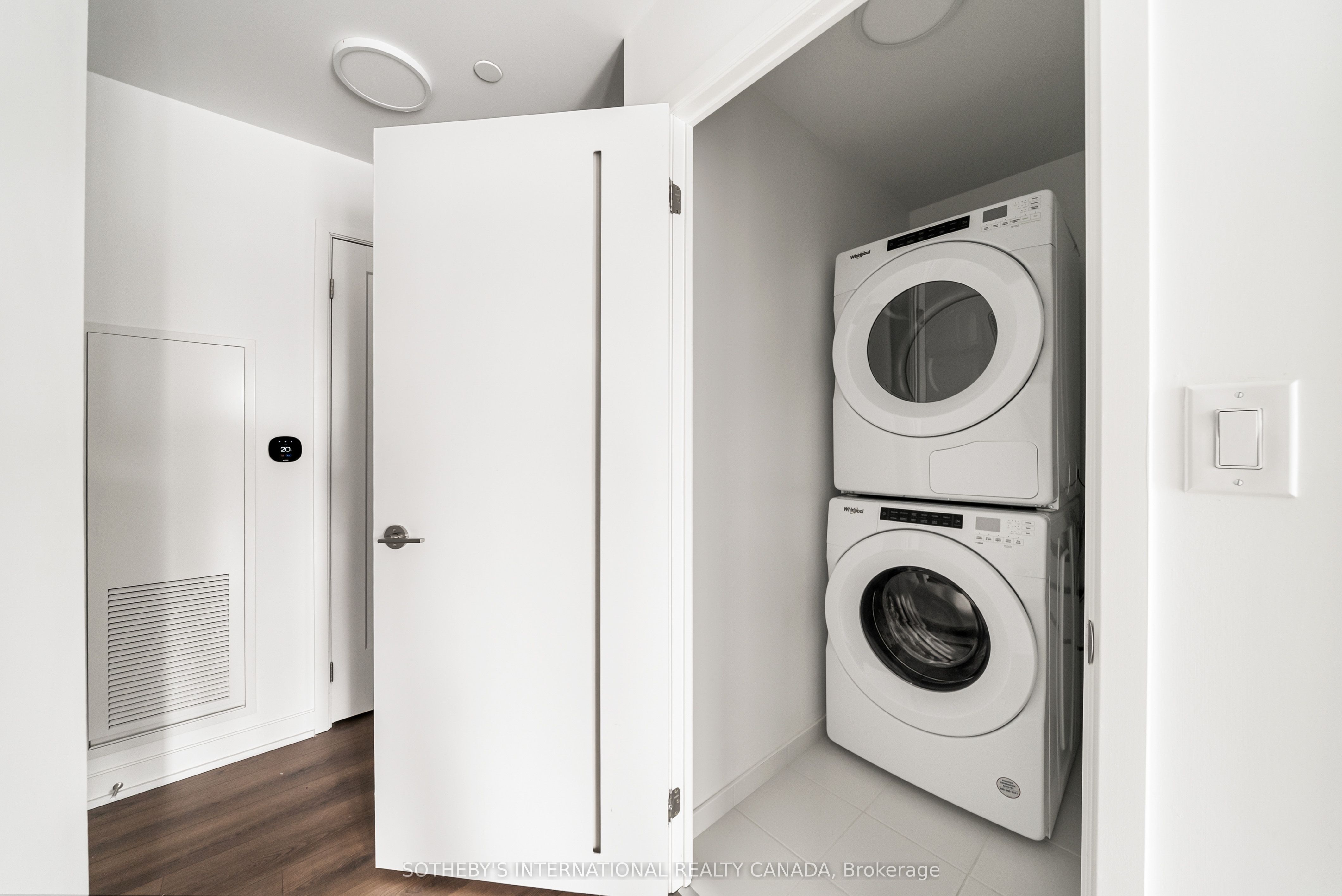 88 Bathurst Street 1417 Property Photo 11
