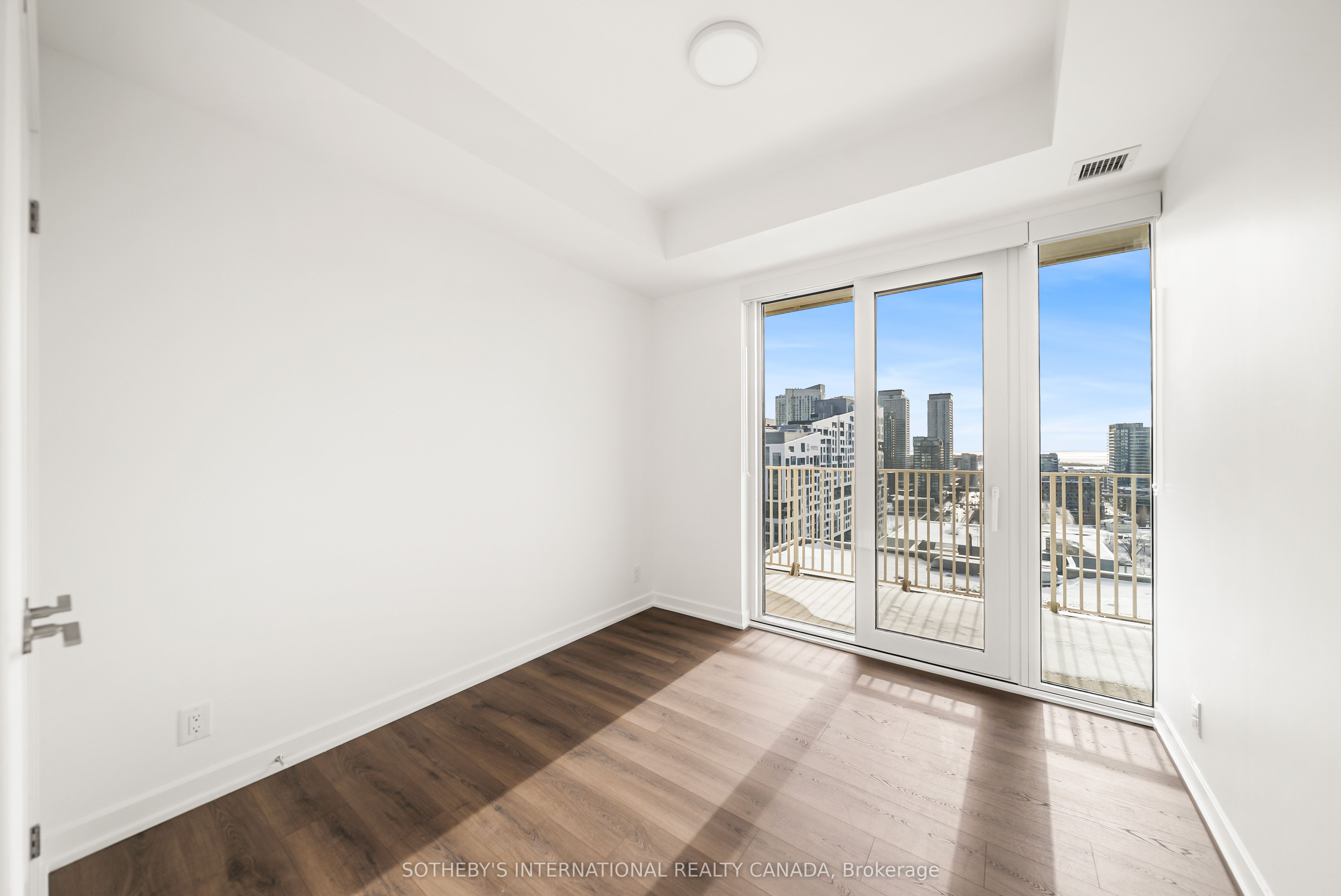 88 Bathurst Street 1417 Property Photo 16