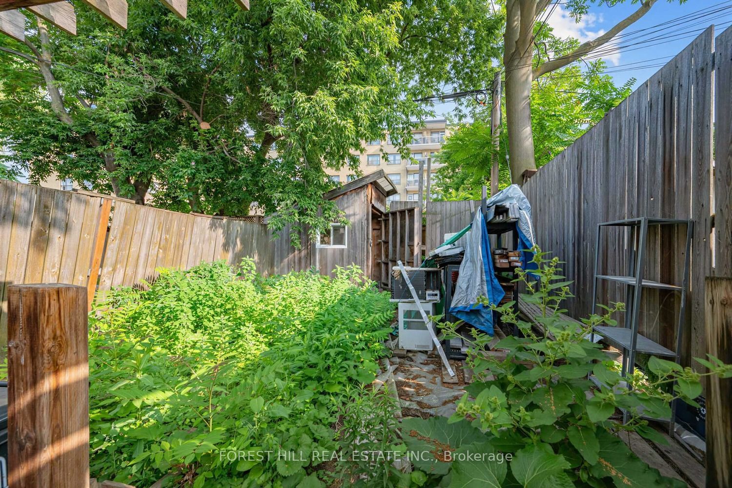 2 Mulberry Crescent Property Photo 3