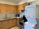 450 Bathurst Street 2 Property Photo 4