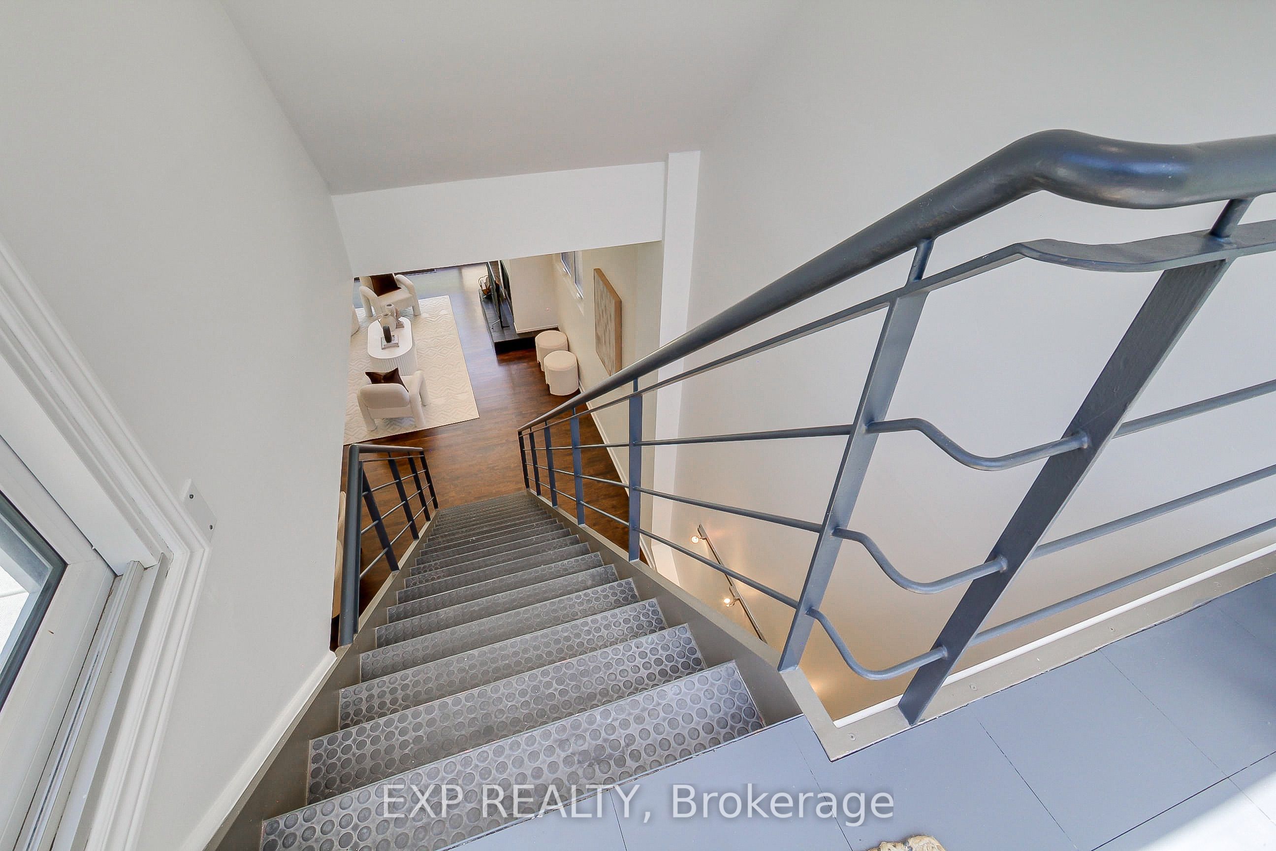 306 Sackville Street 4 Property Photo 32