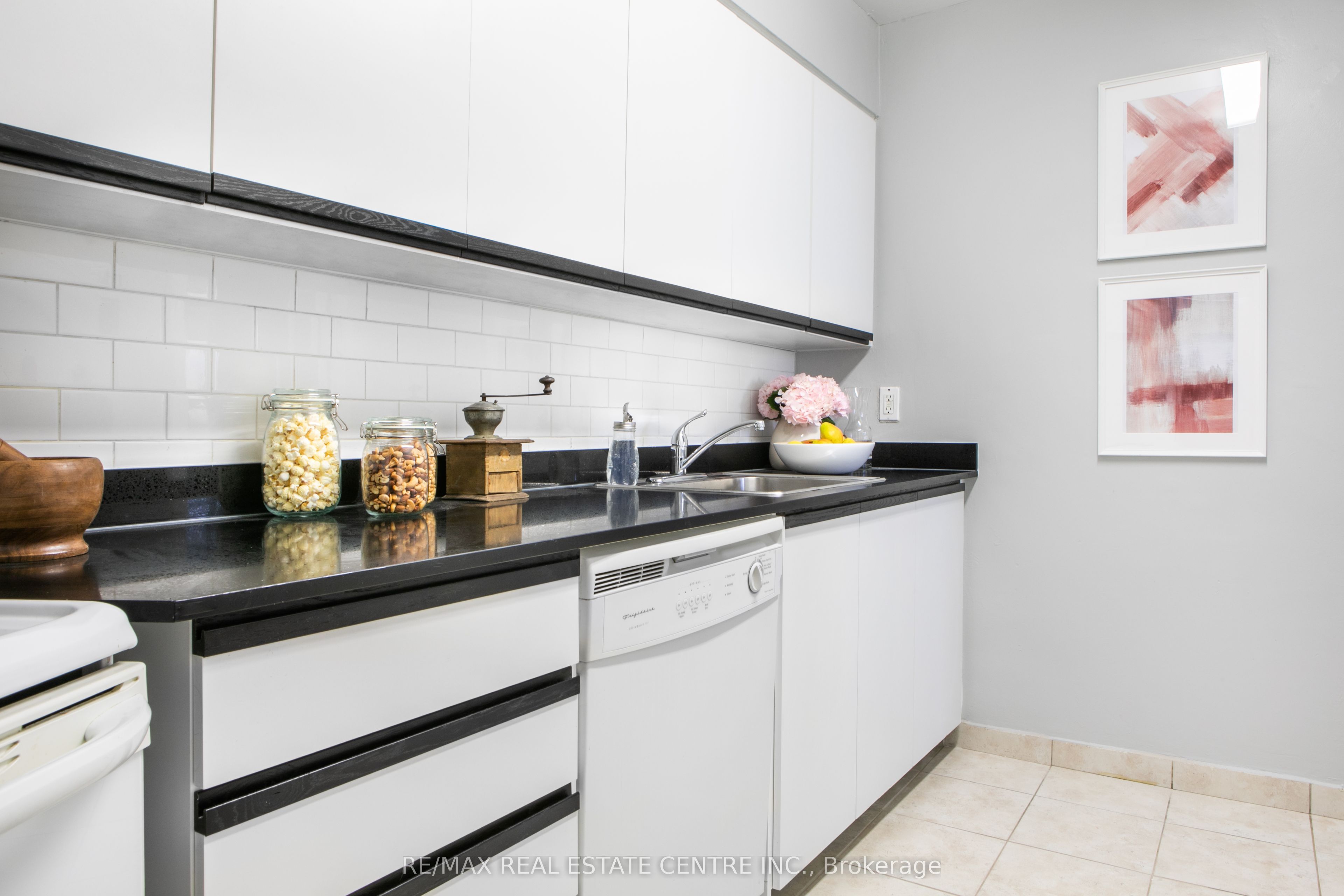 100 Graydon Hall Drive 509 Property Photo 14