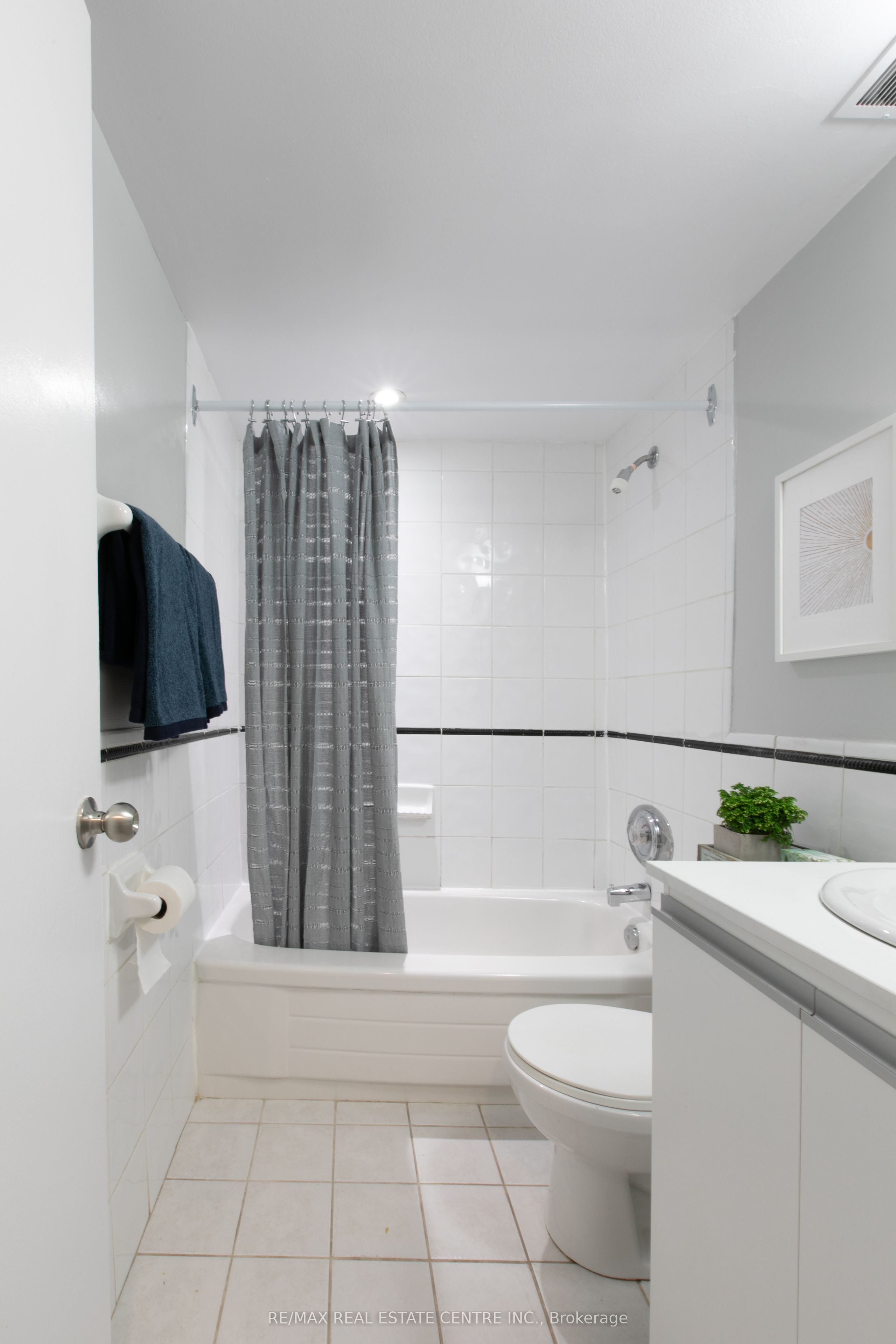 100 Graydon Hall Drive 509 Property Photo 20