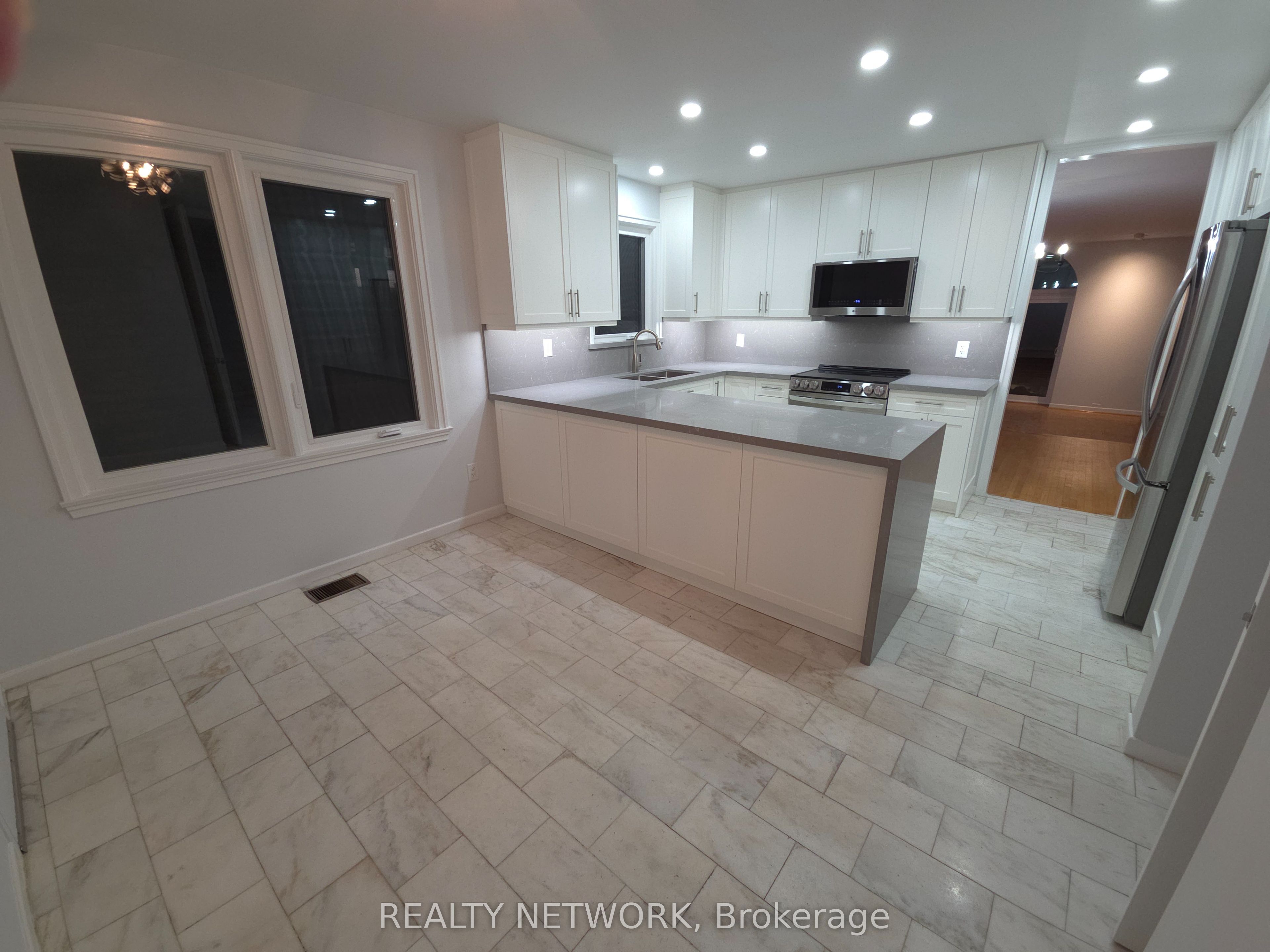 89 Elmsthorpe Avenue Property Photo 12