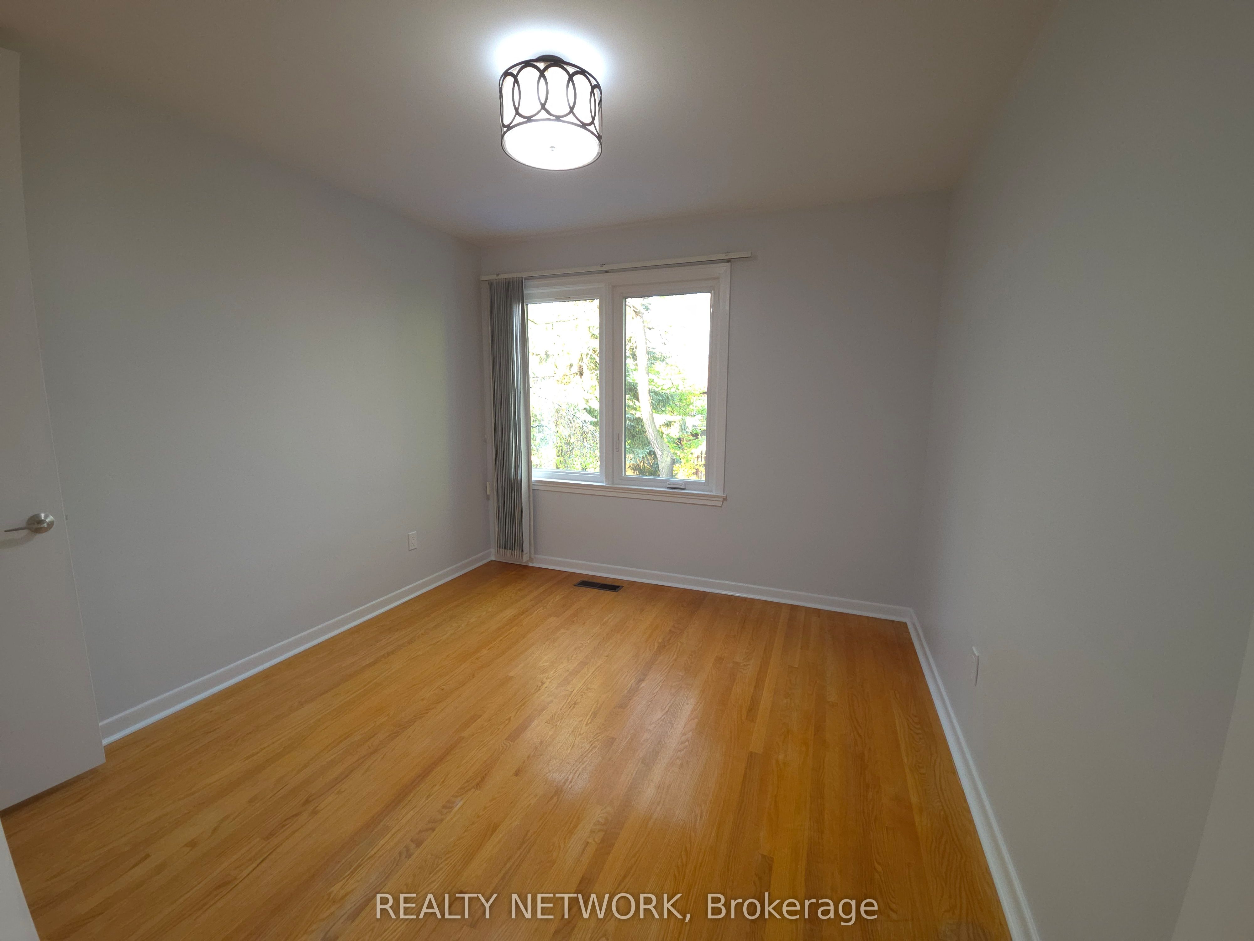 89 Elmsthorpe Avenue Property Photo 27