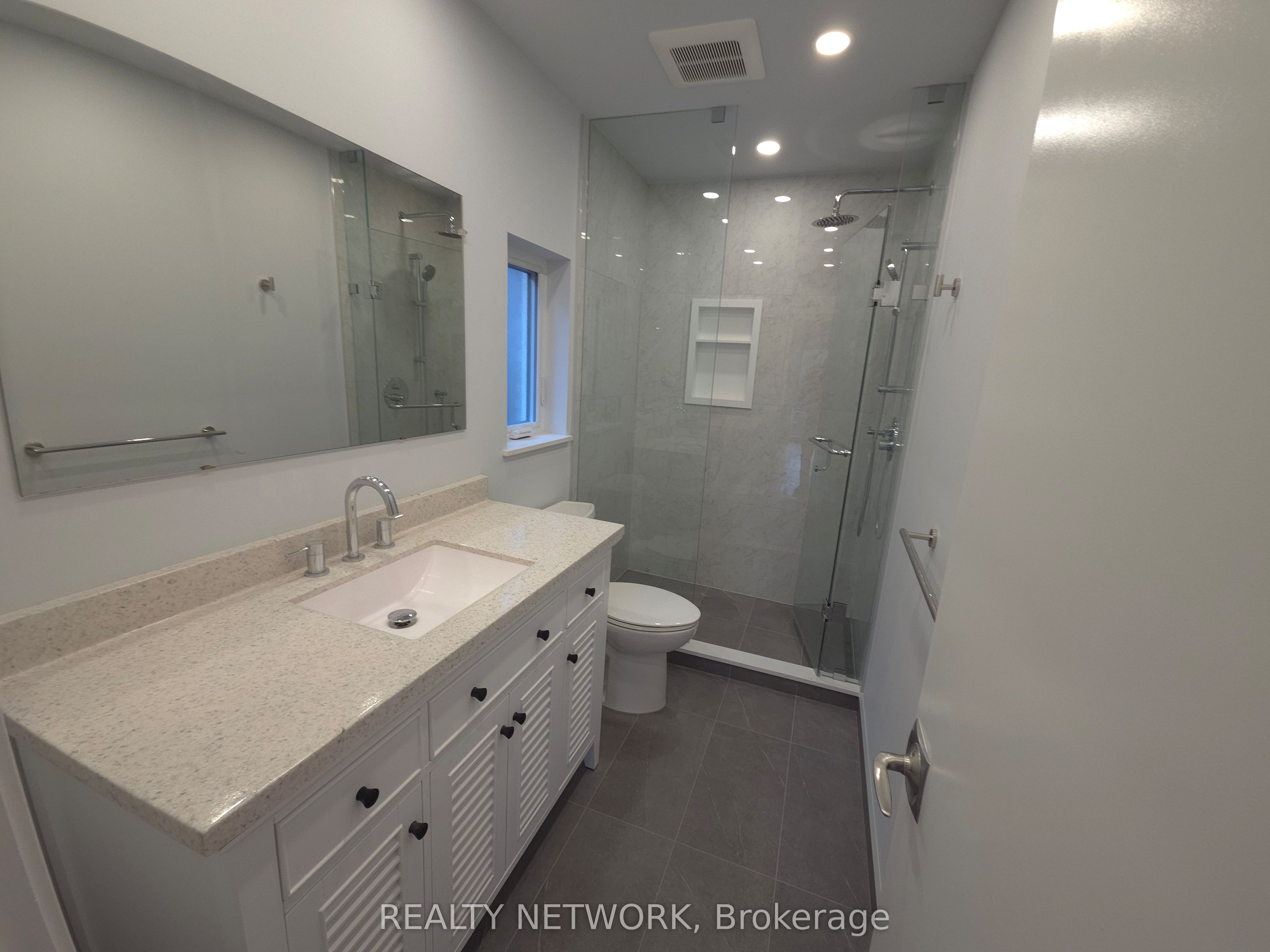 89 Elmsthorpe Avenue Property Photo 29