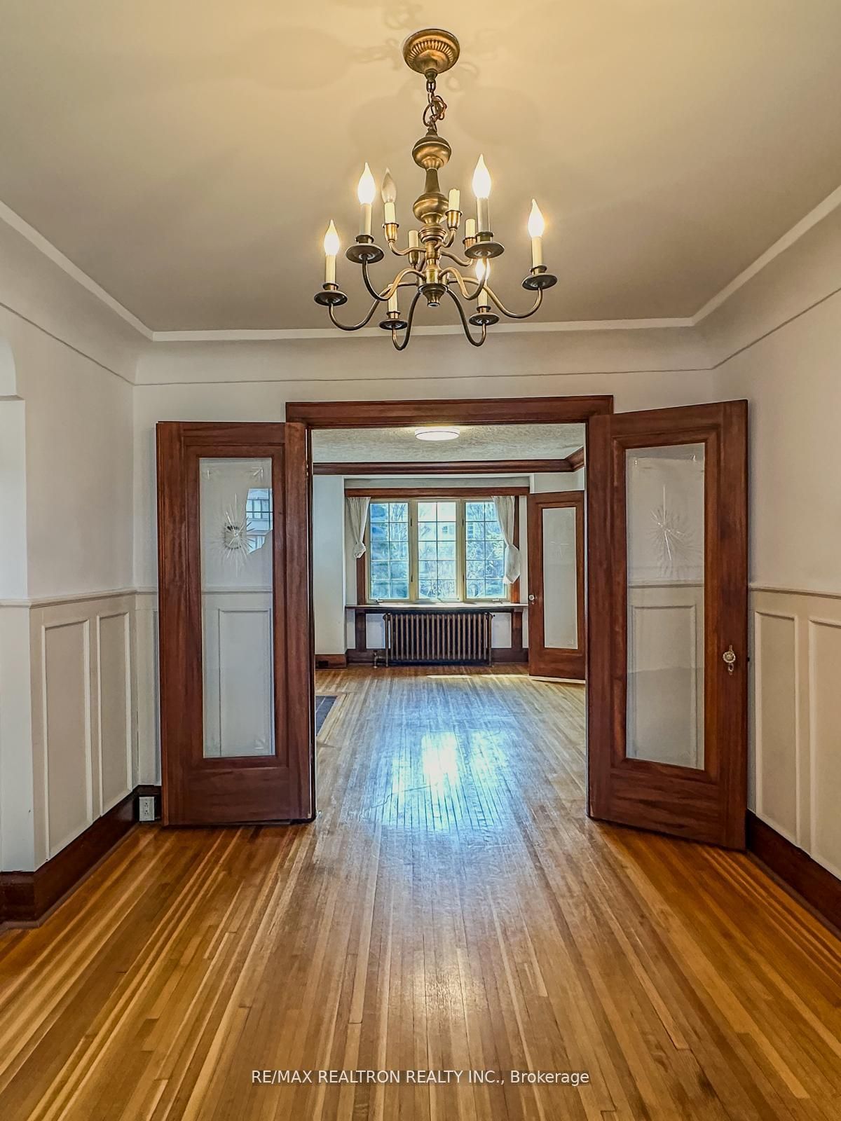 372 St Germain Avenue Property Photo 13