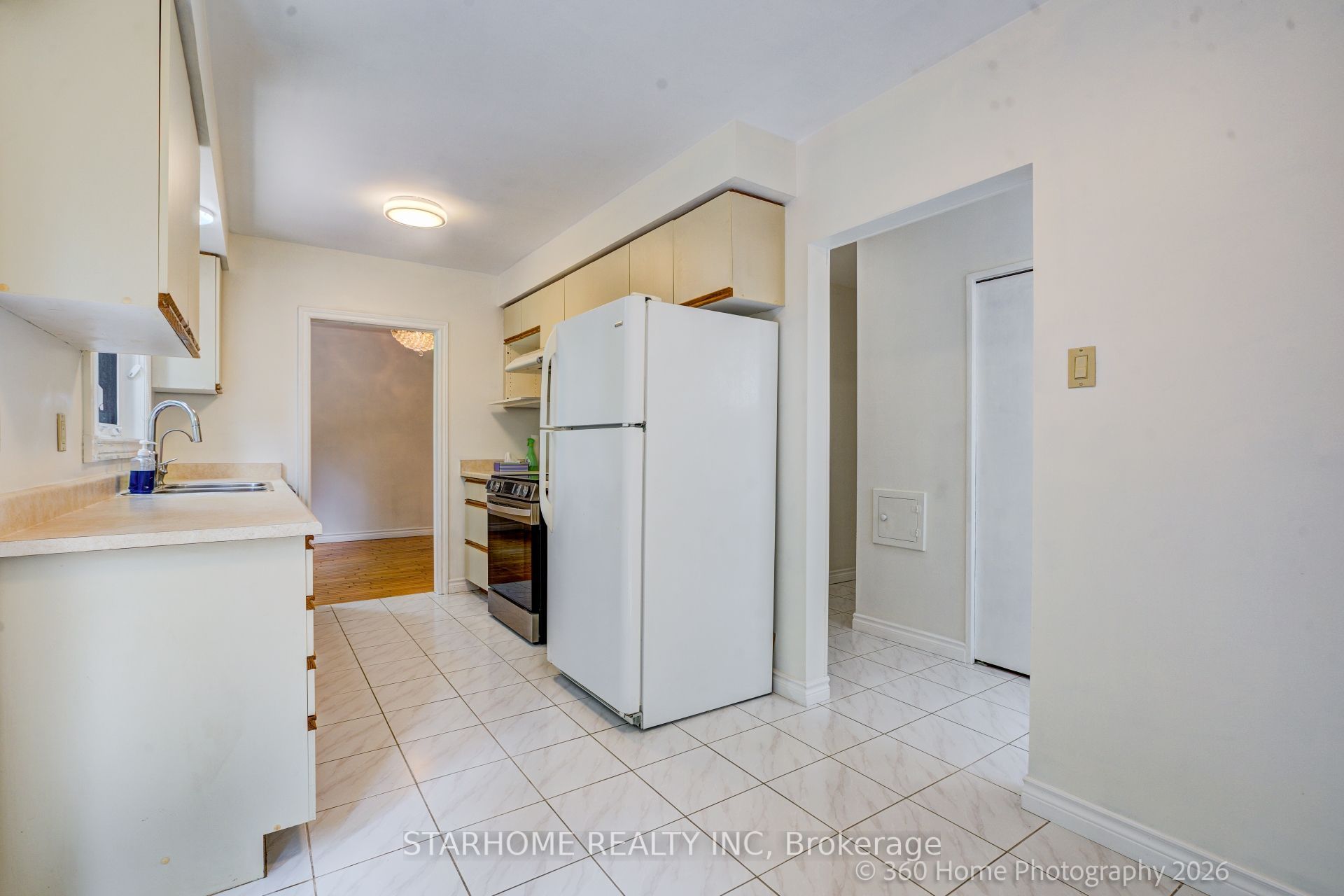 8 Shaughnessy Boulevard Property Photo 12