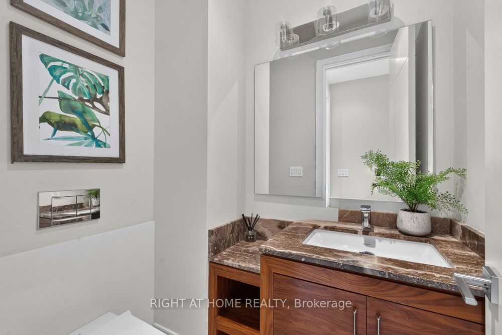 255 Willowdale Avenue Property Photo 20